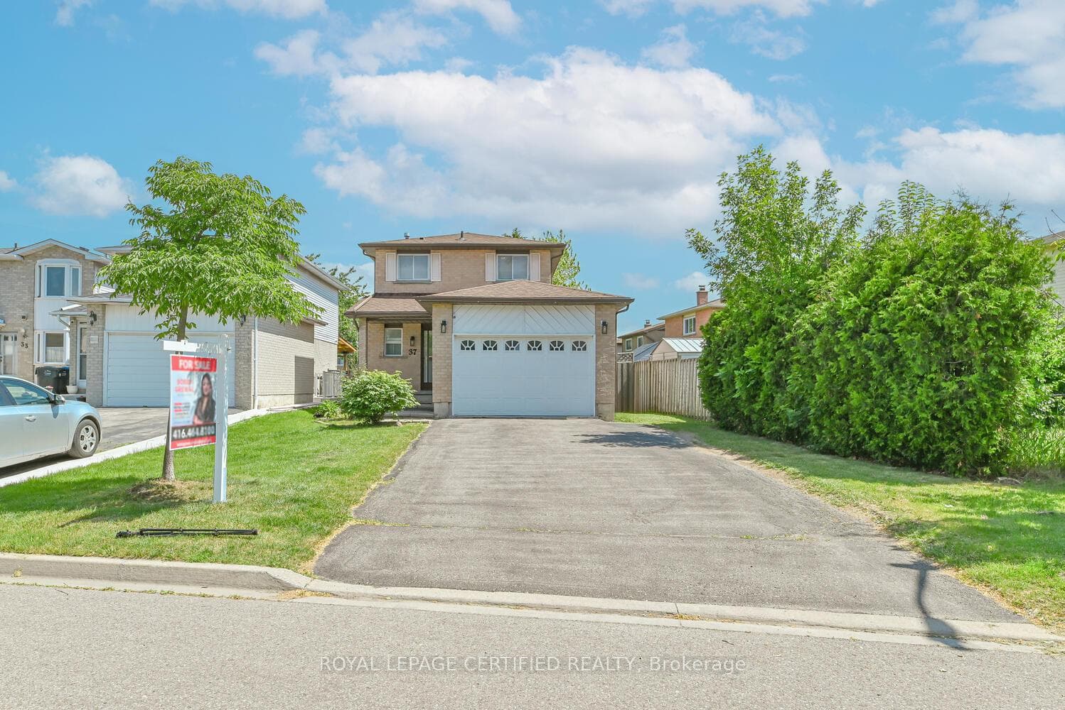 37 Newbridge Crescent photo 2