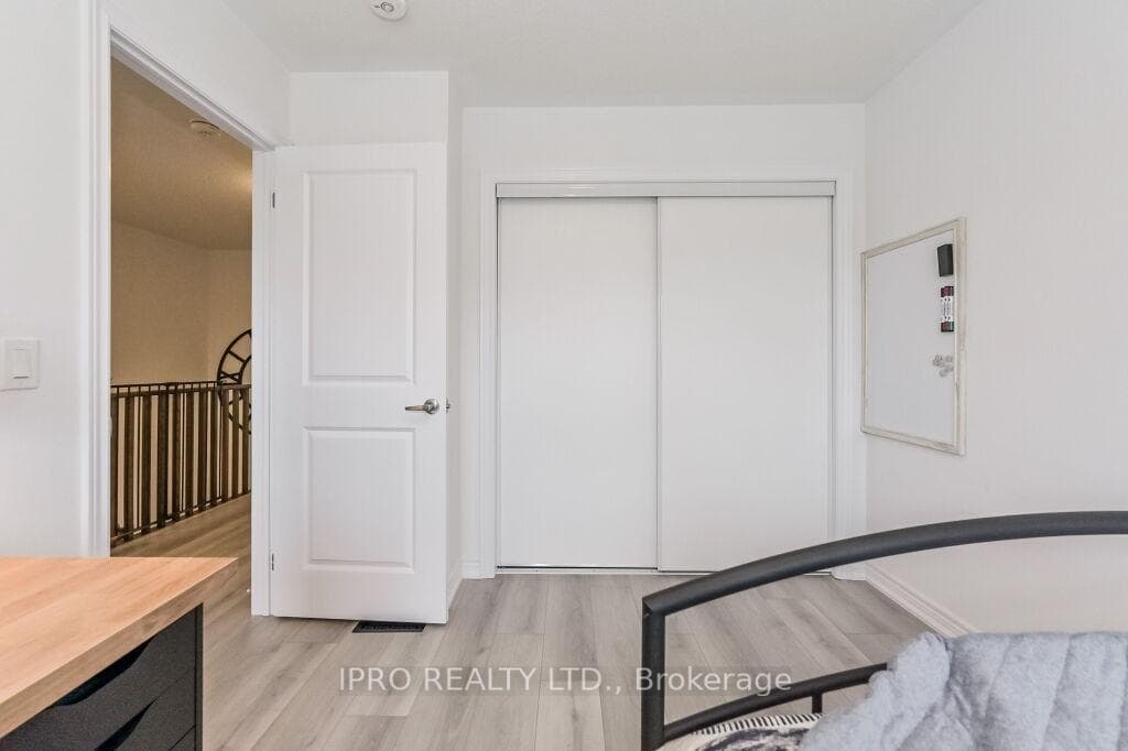 70 Edminston Drive photo 24