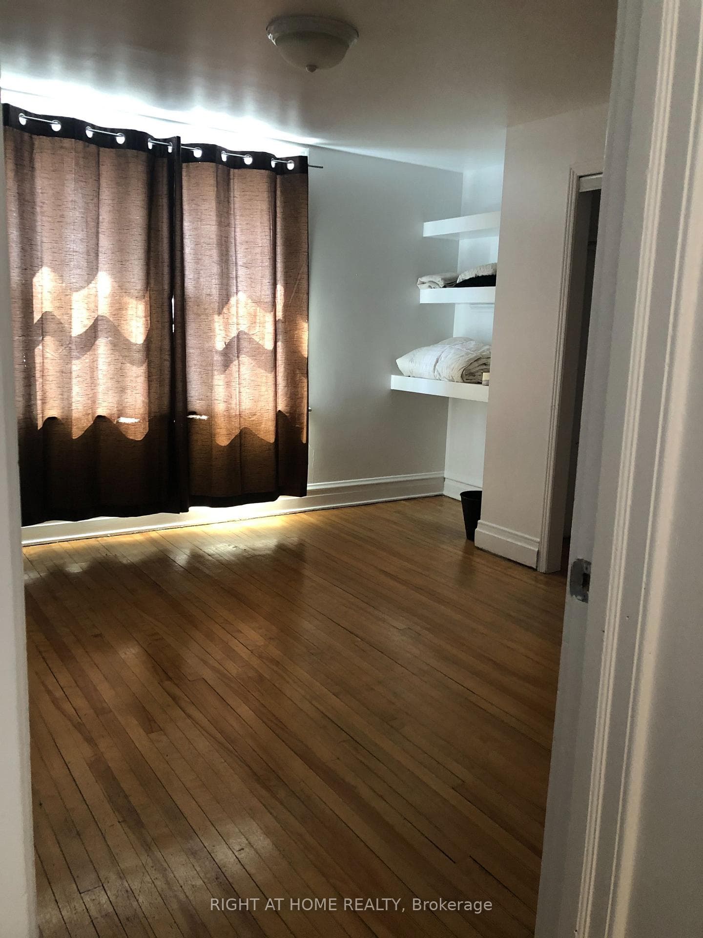 409B Preston Street Unit 409 photo 3