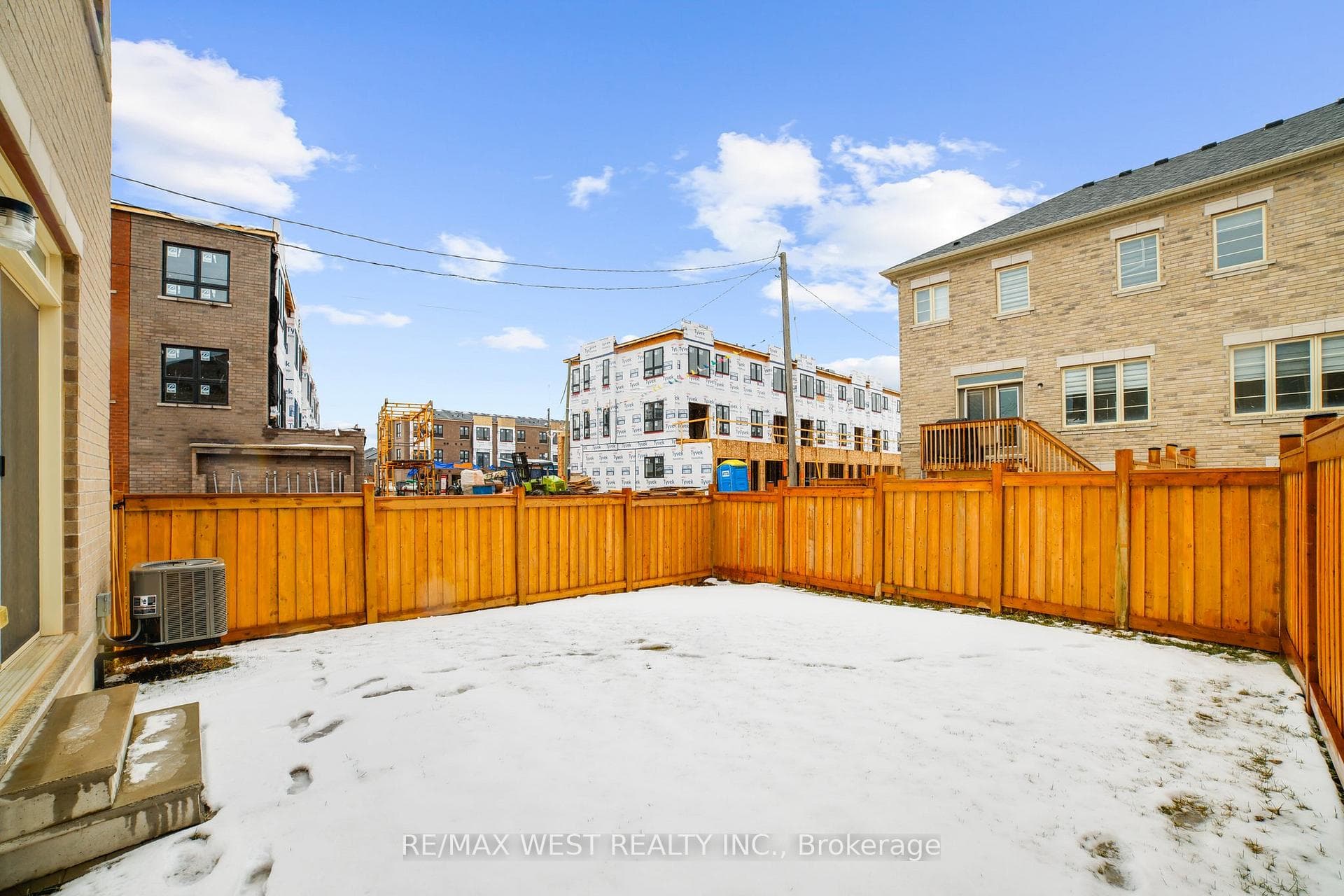 77 Great Falls Boulevard photo 39