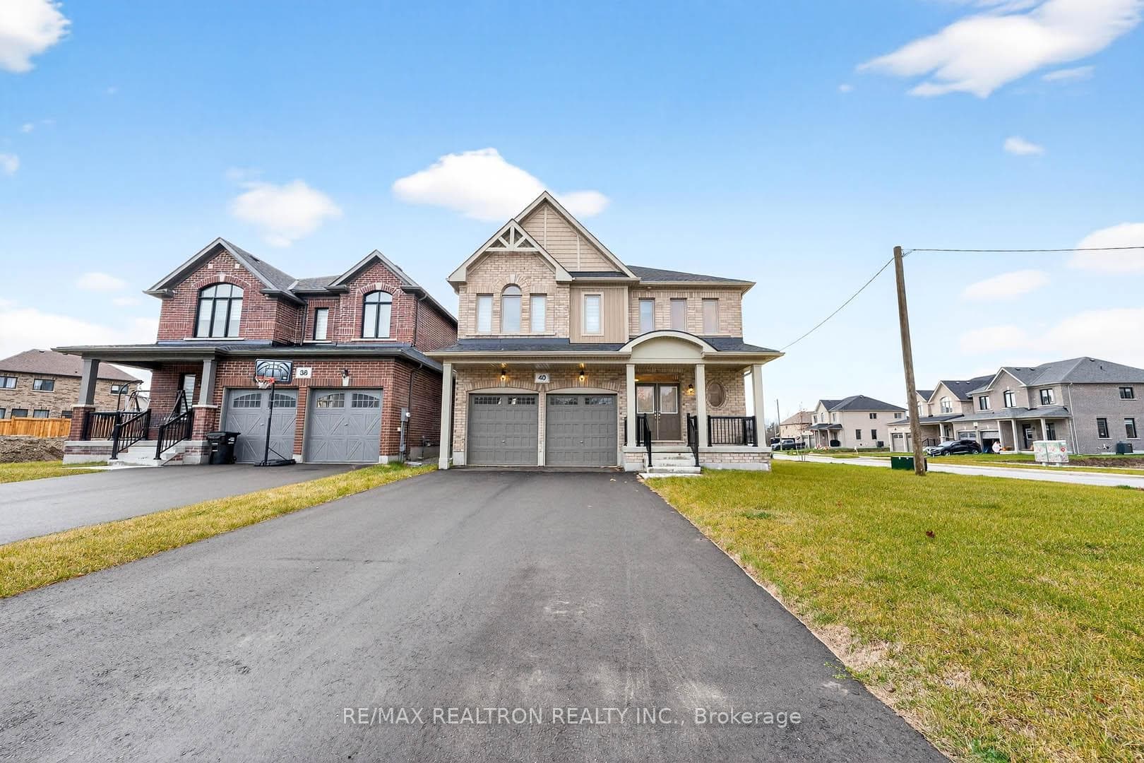 40 Wakefield Boulevard photo 2