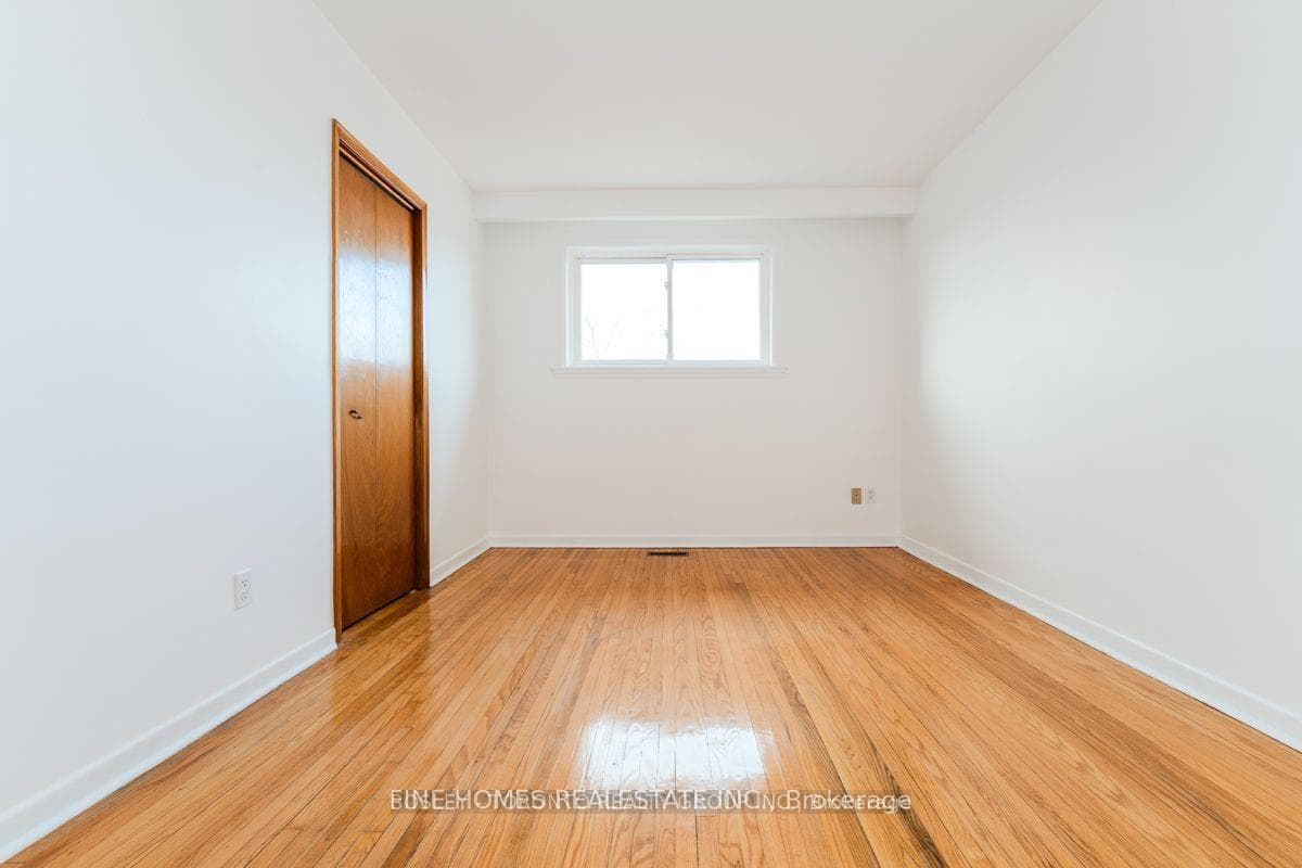 769 Greenore Road Unit Upper photo 9