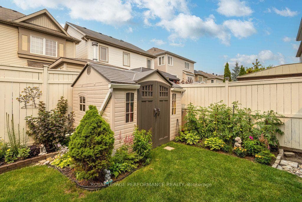 2423 Regatta Avenue photo 37