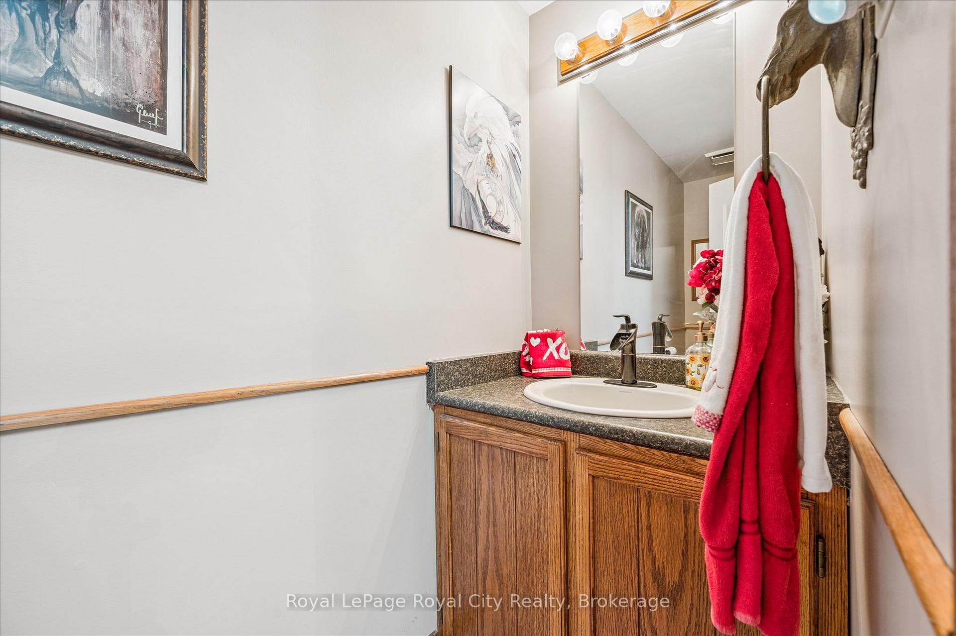 5792 8th Line photo 22