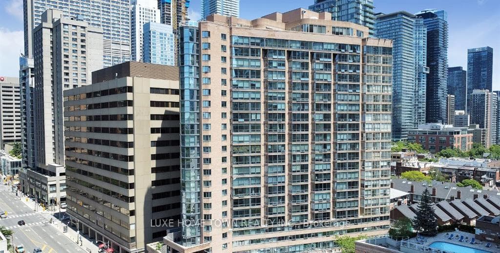 1055 Bay Street Unit 308 photo 2