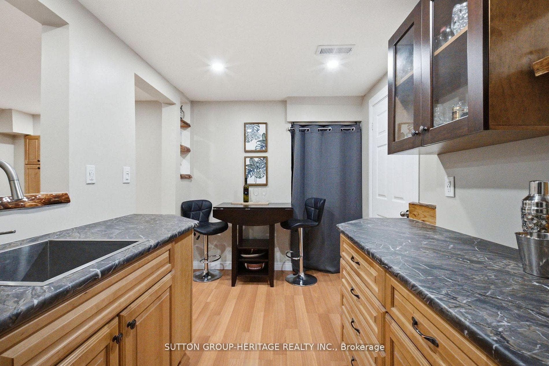 1413 Beaverbrook Court photo 30