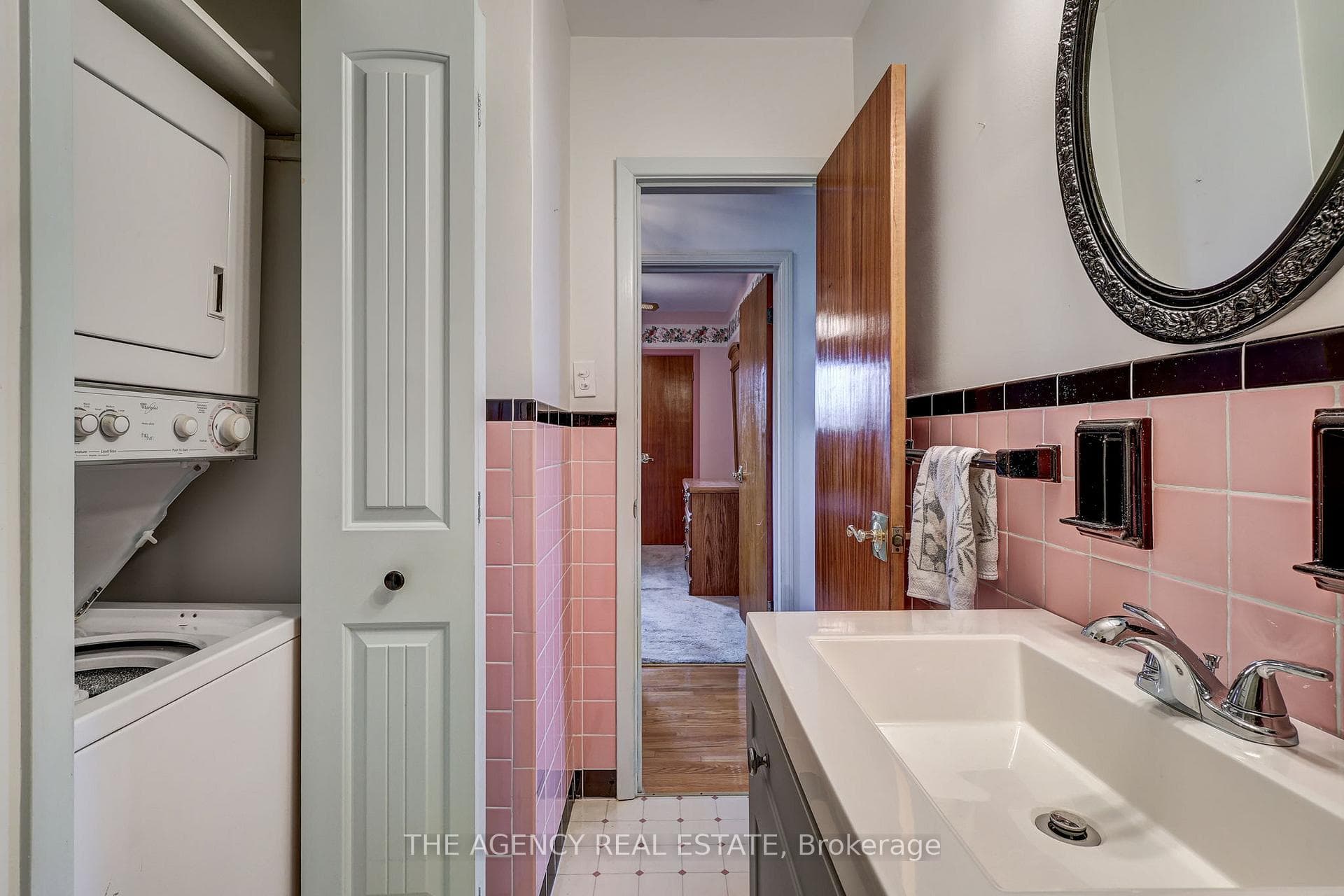 57 Laurentian Drive photo 34