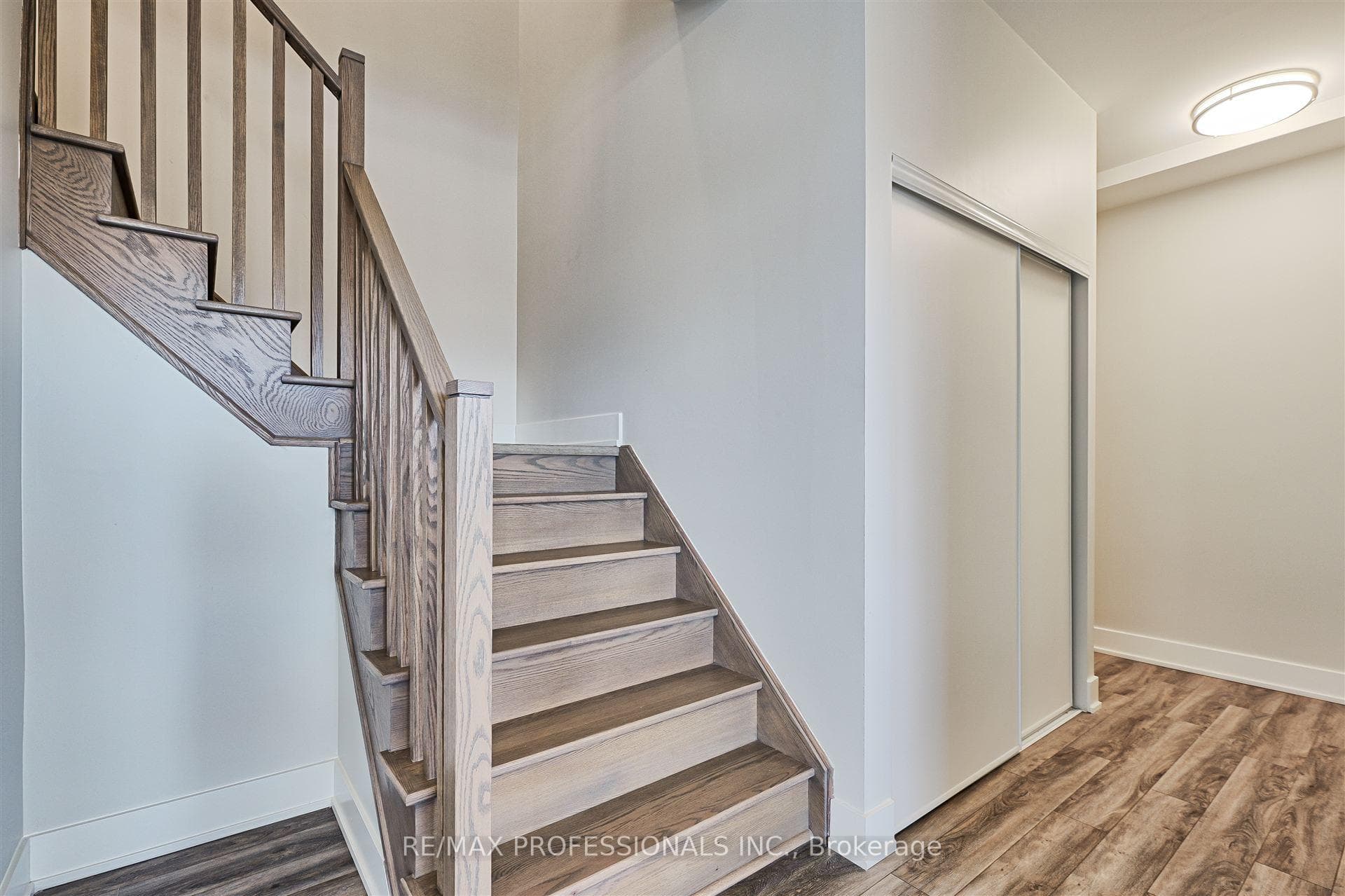 62 Dixfield Drive Unit 103 photo 12