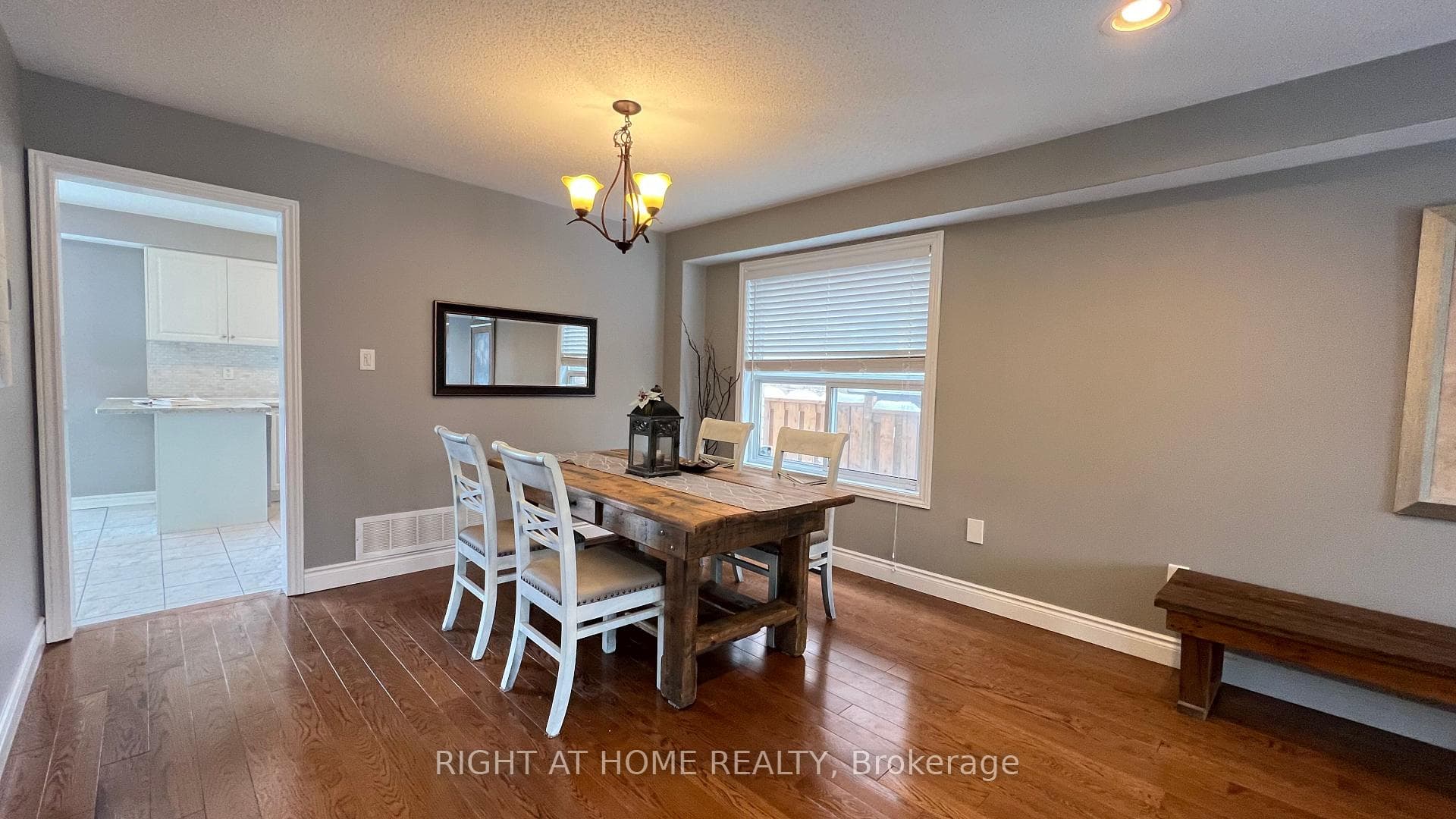 Elegant Dining Area