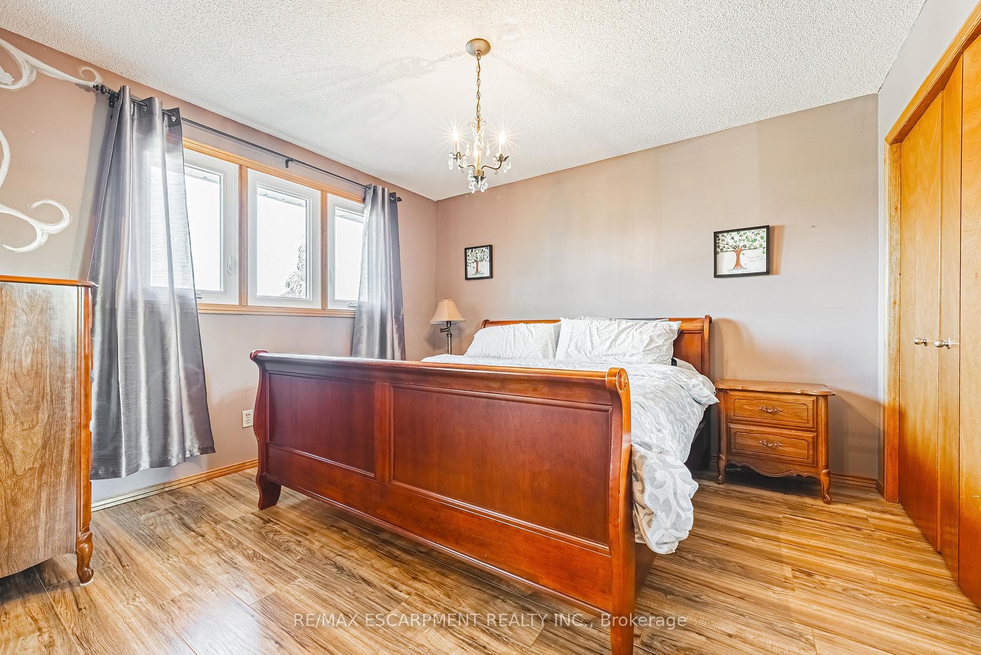 19 Glenhaven Court photo 16
