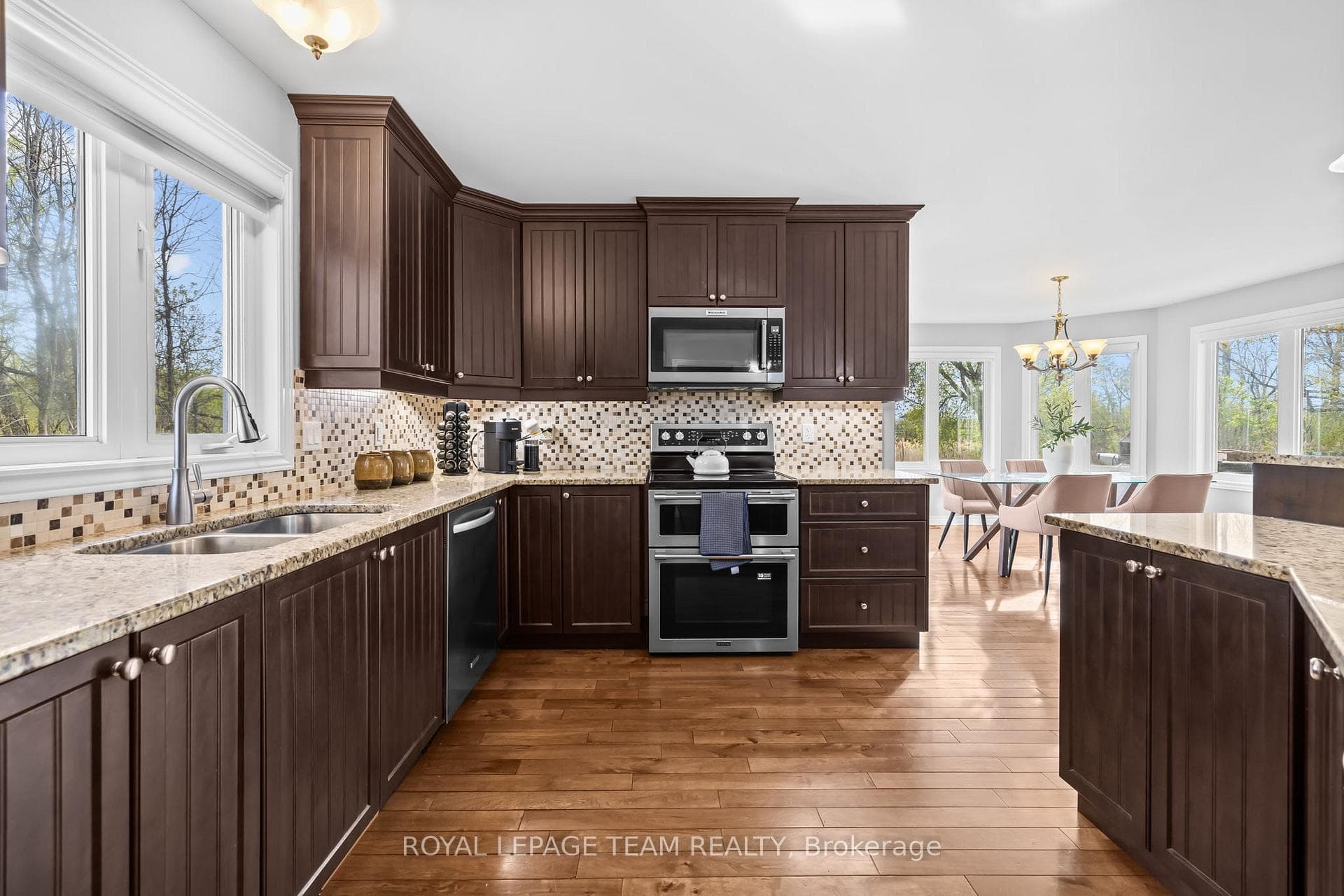 53 D'arcys Way photo 14