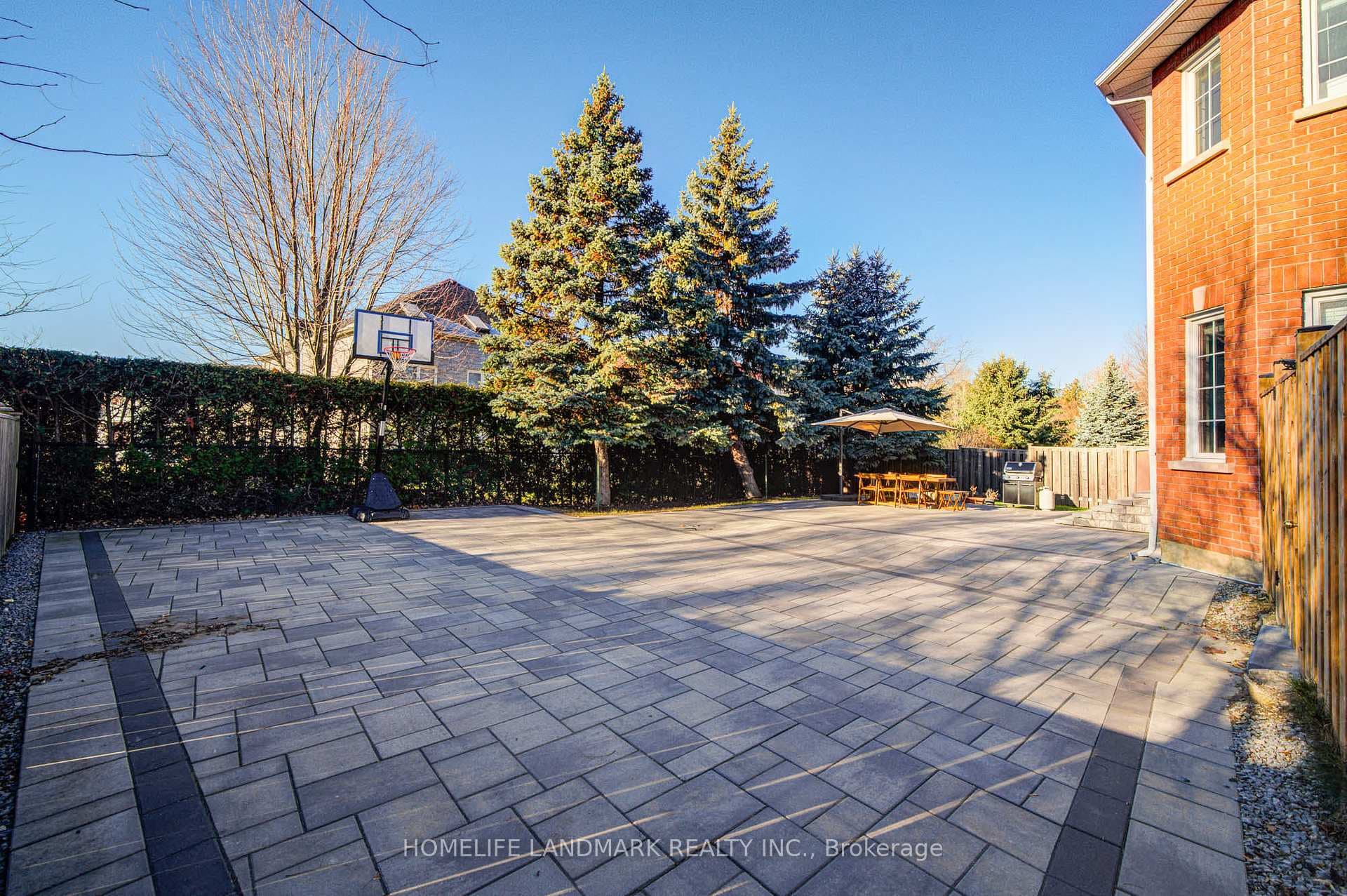282 Manhattan Drive photo 48
