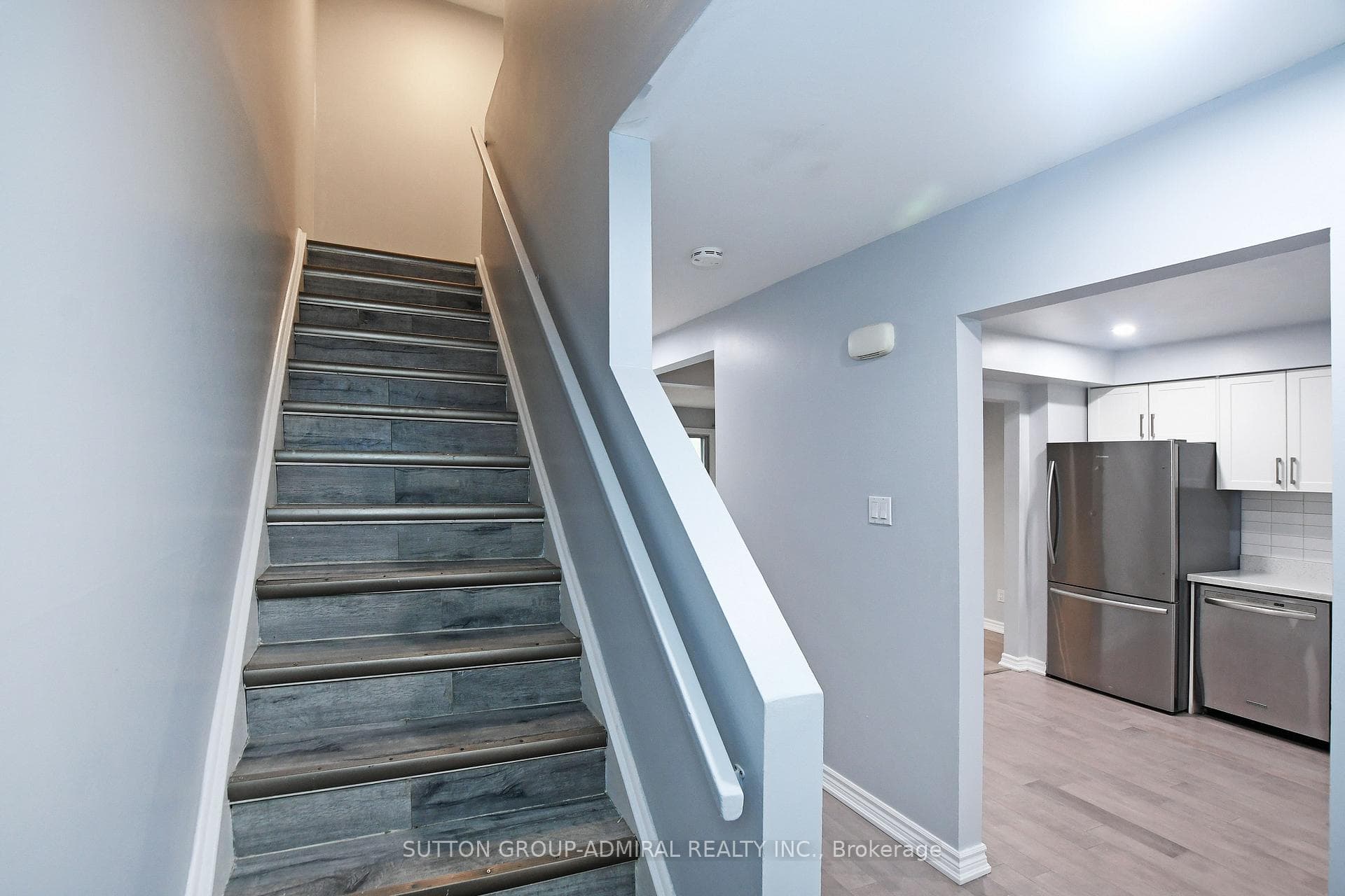 450 Bristol Crescent Unit 23 photo 20