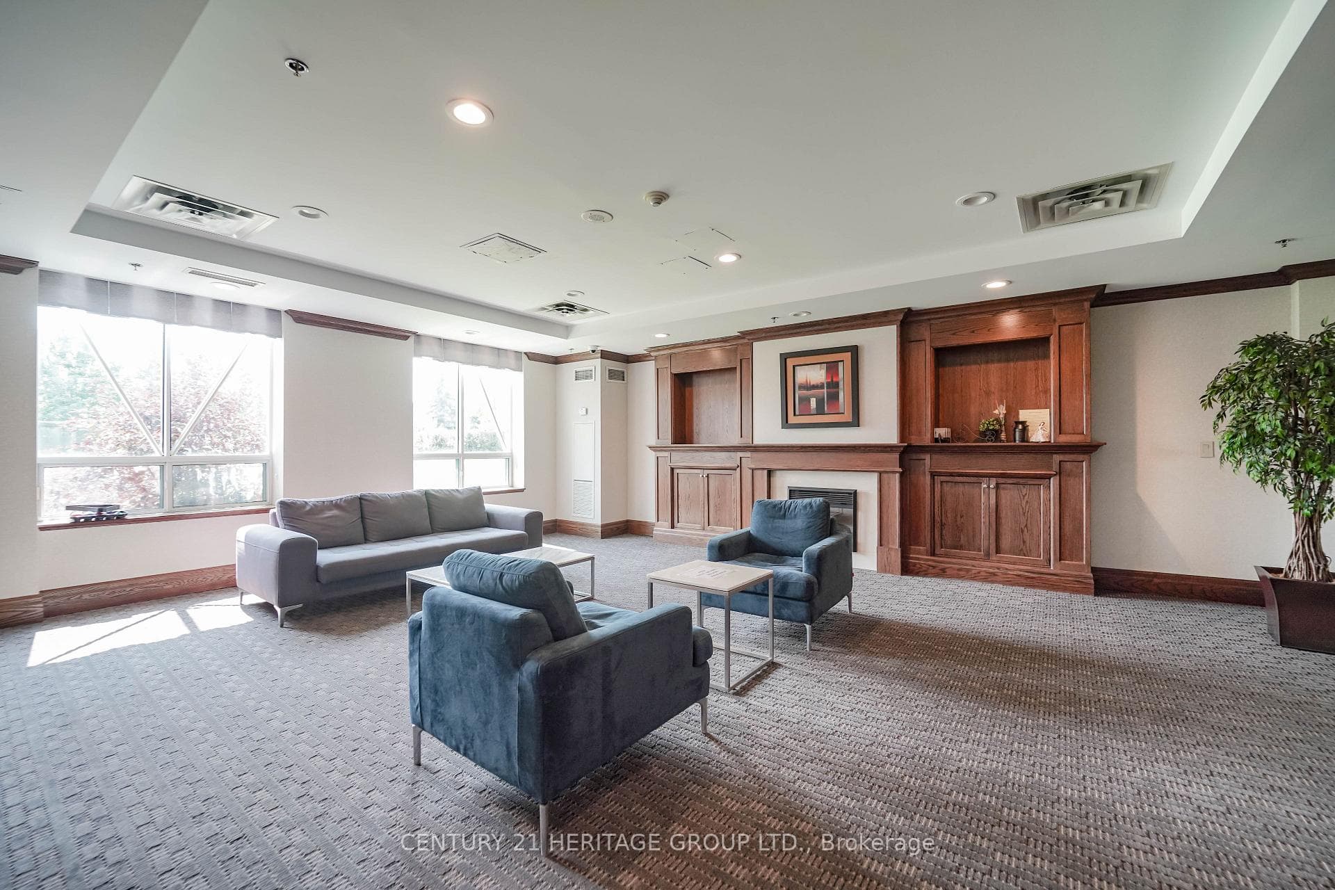 11 Oneida Crescent Unit 404 photo 13