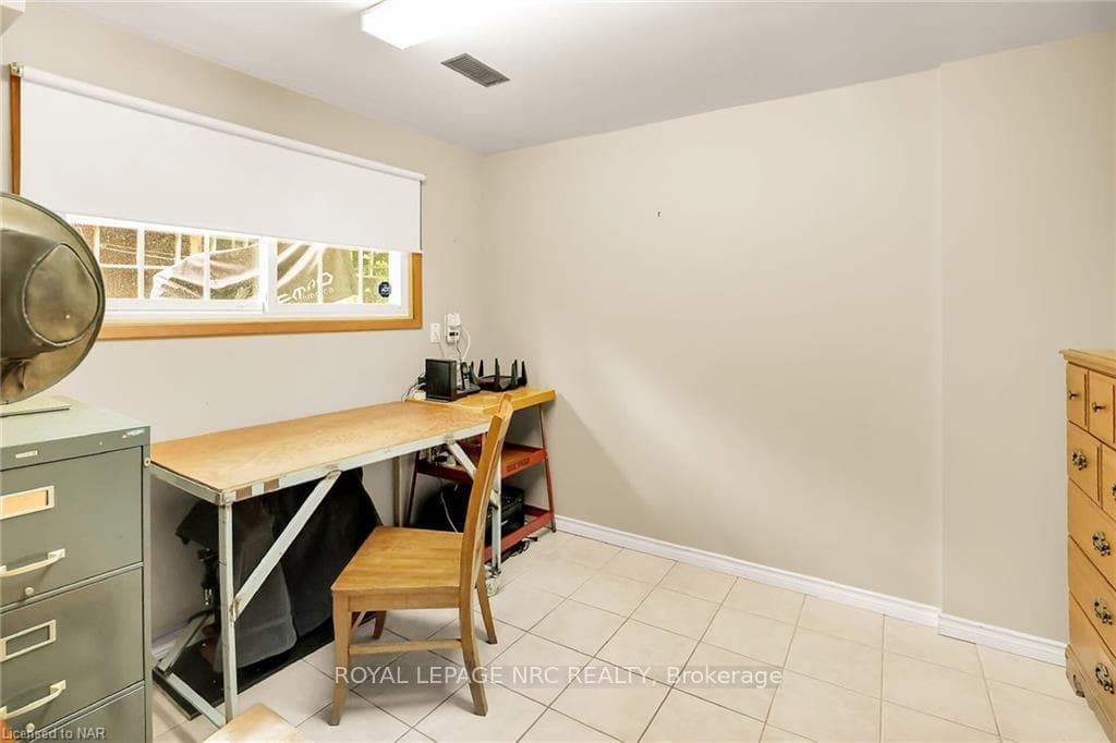 55 AQUADALE Drive photo 17