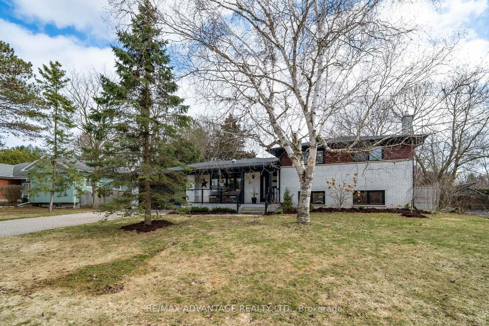 31 Redford Road photo 48