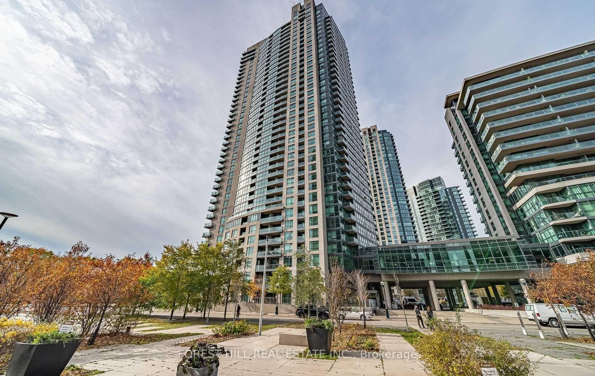 215 Fort York Boulevard Unit 2910 photo 1
