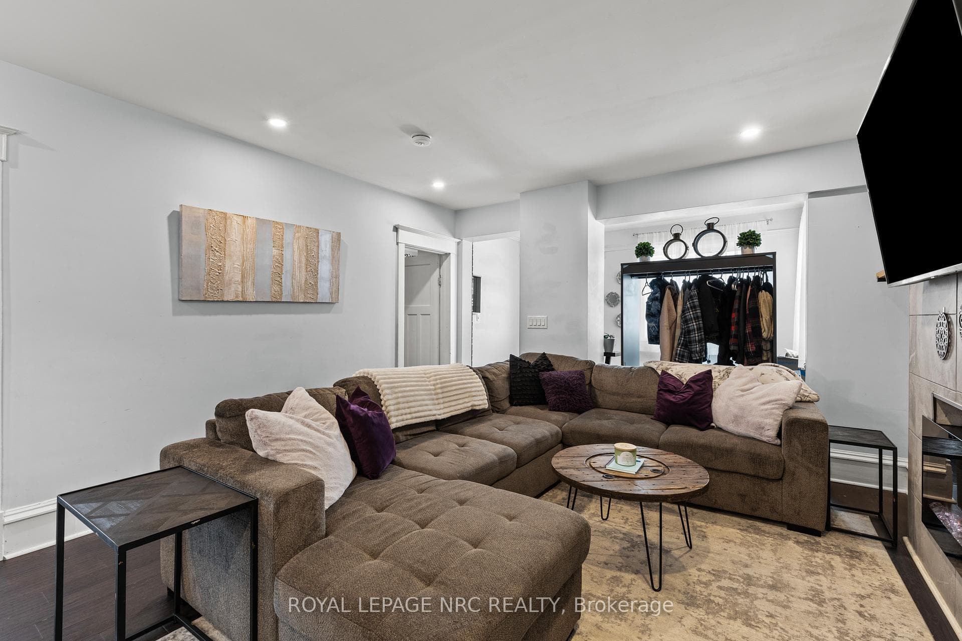 111 Morton Street photo 8