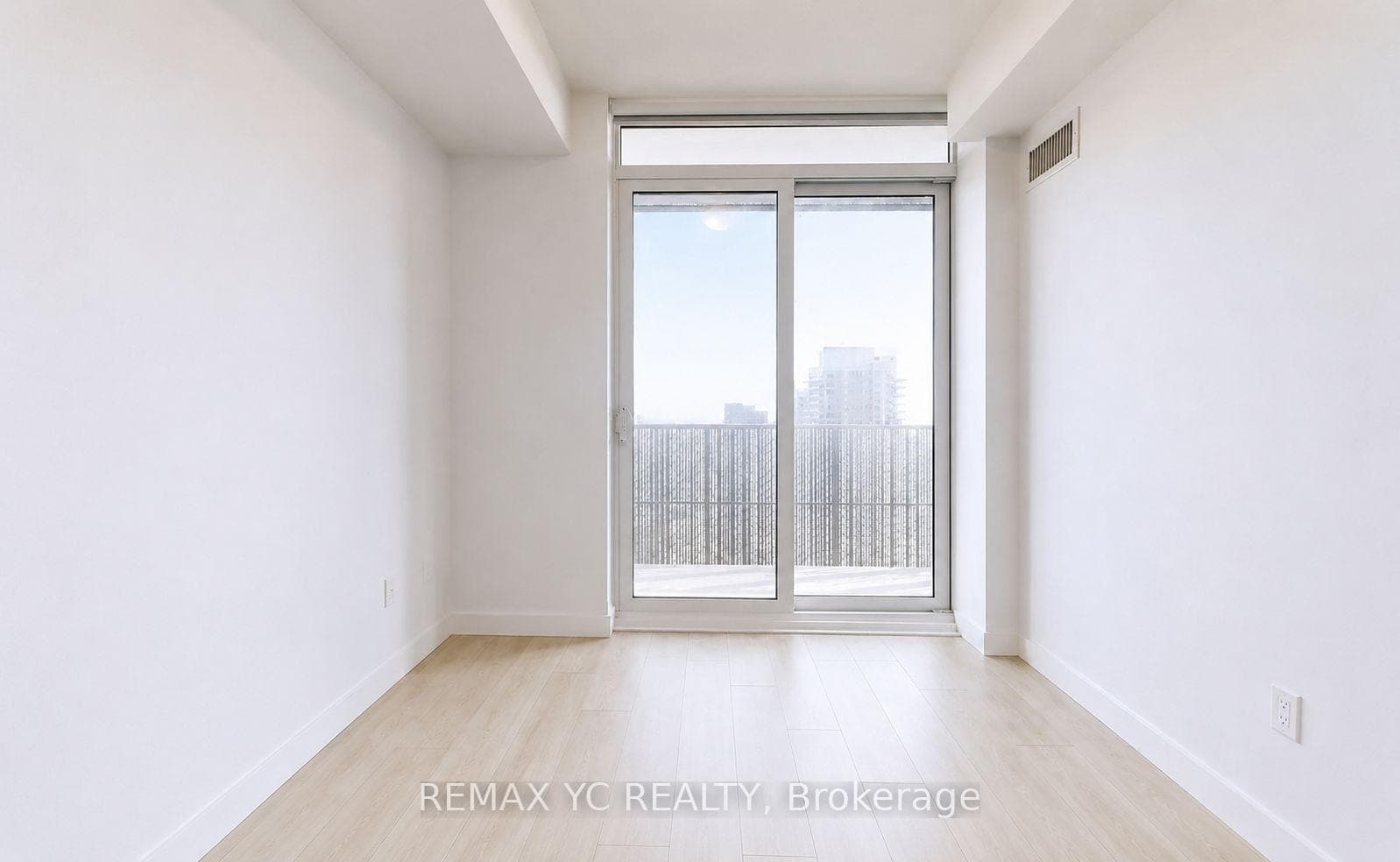 8 Eglinton Avenue Unit 5309 photo 6