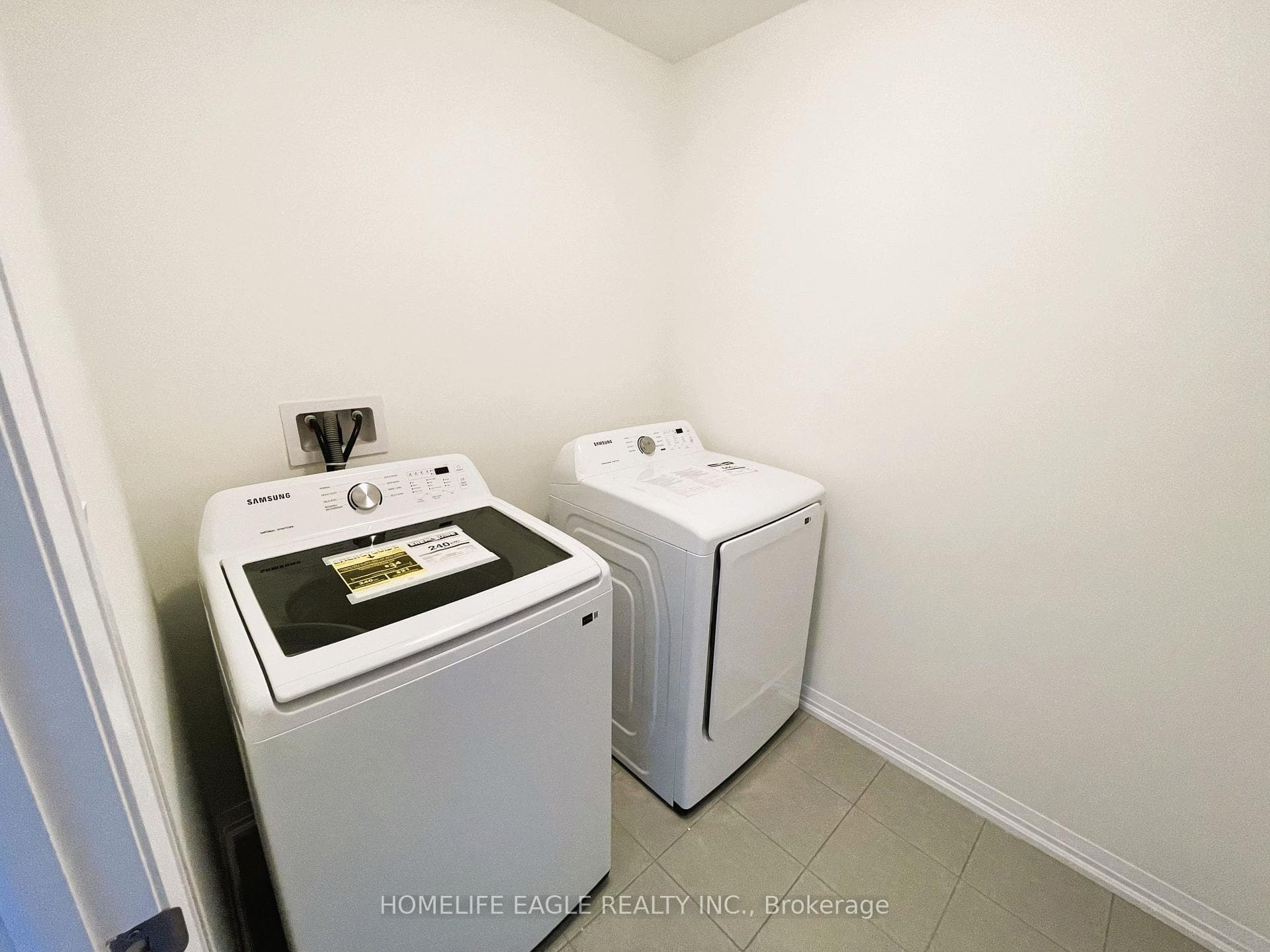 September Update: Laundry Appliances Installed