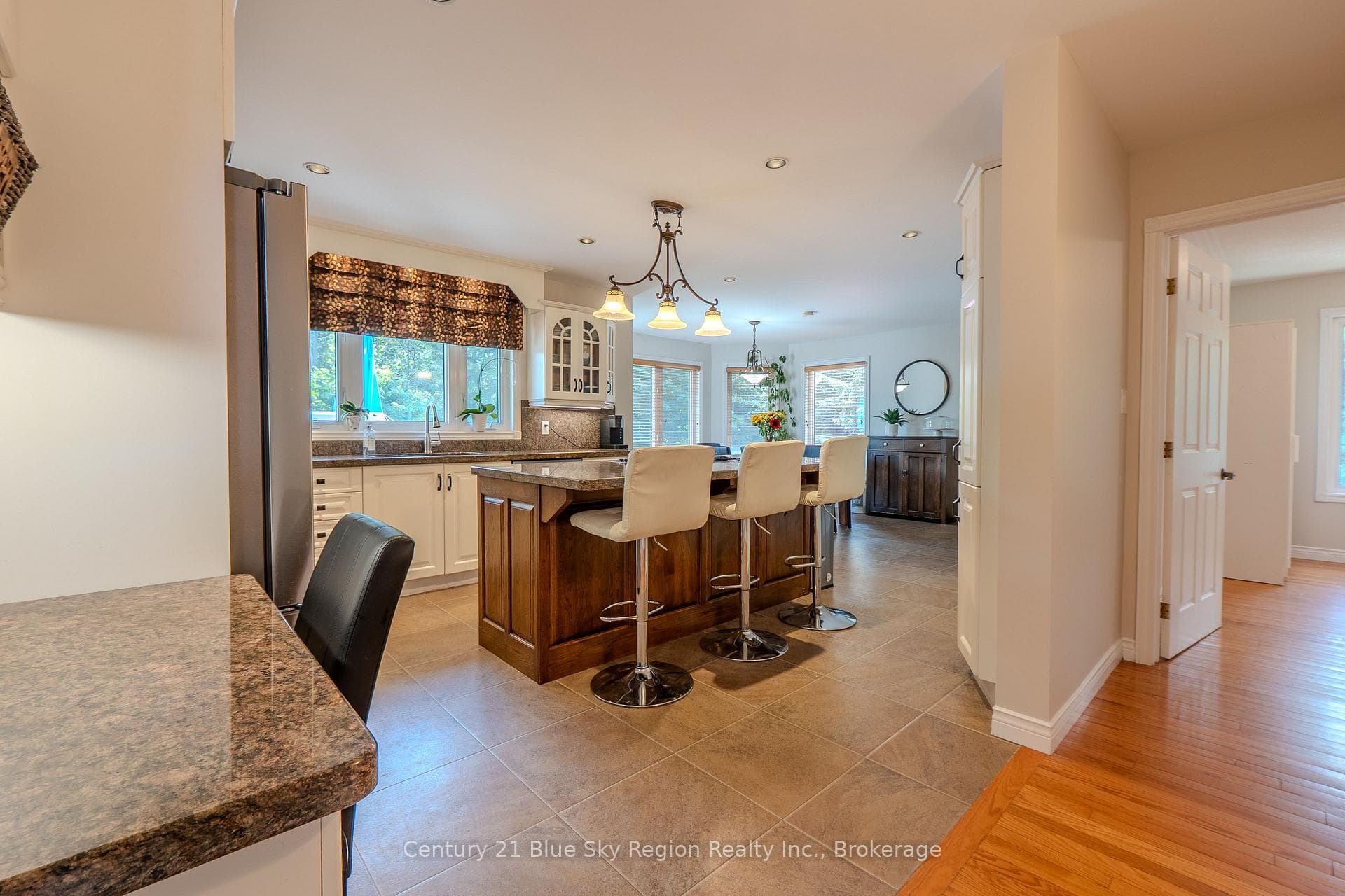 77 Janey Avenue photo 20