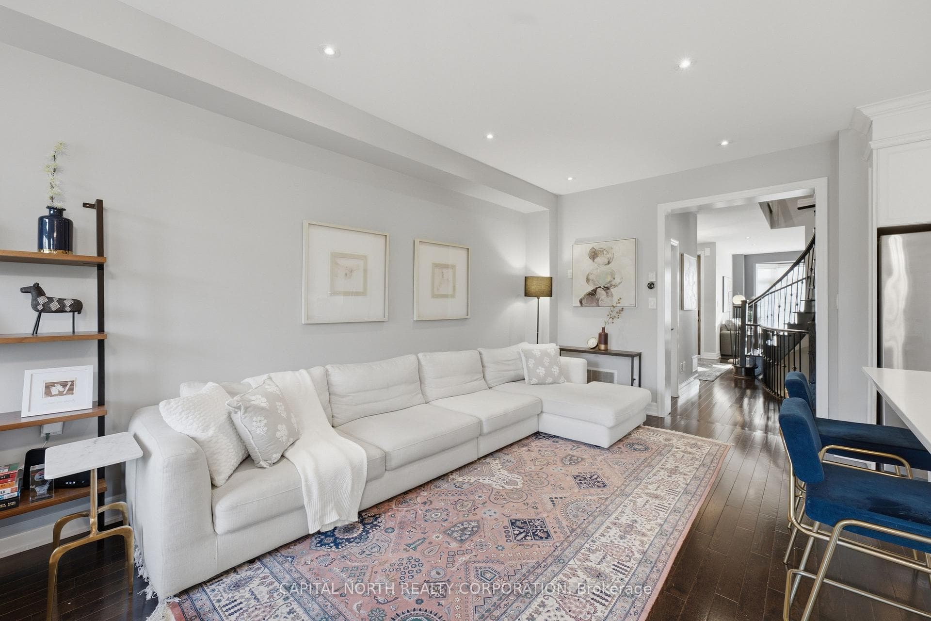 18 Alex Campbell Crescent photo 15
