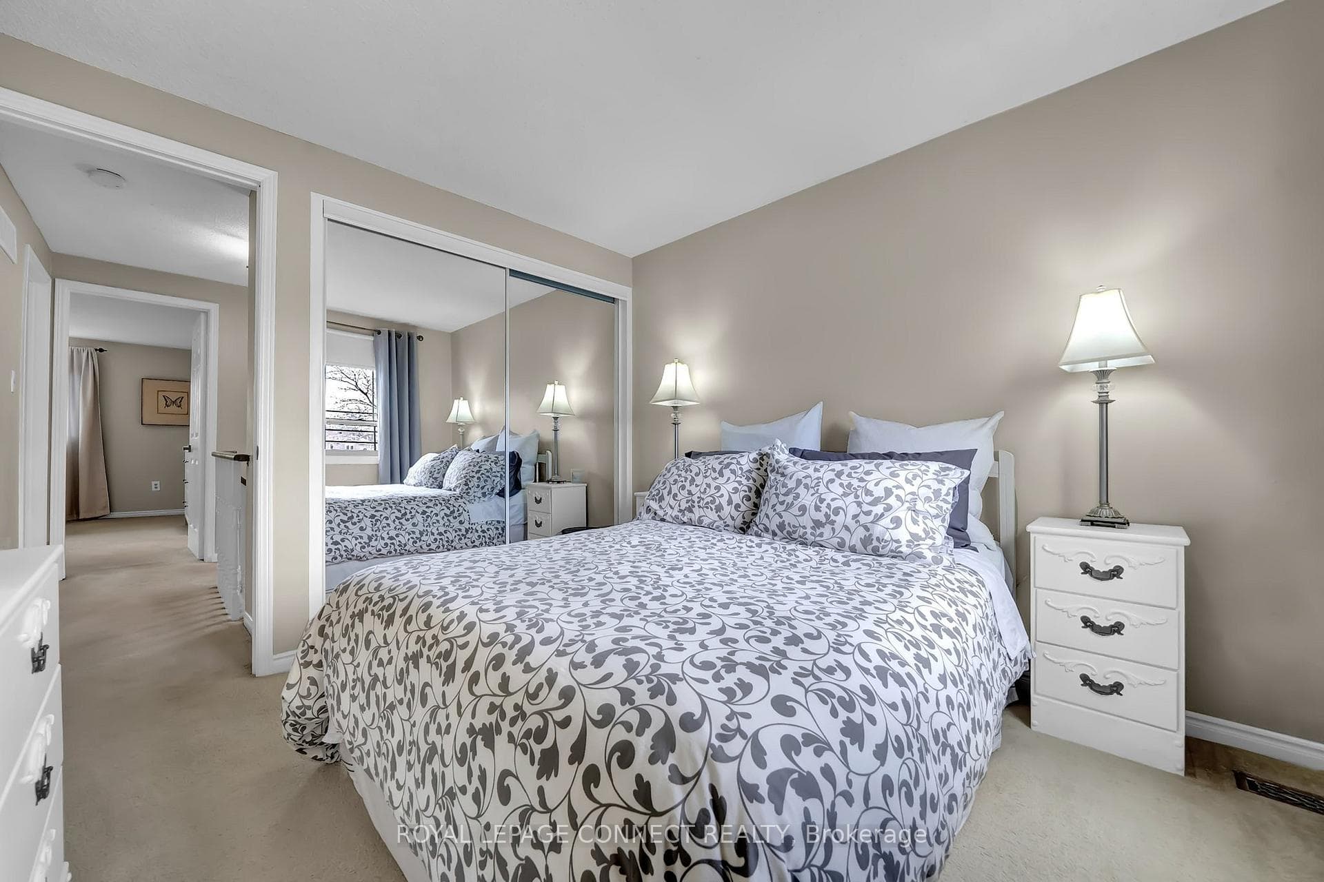 21 Barnard Court photo 25