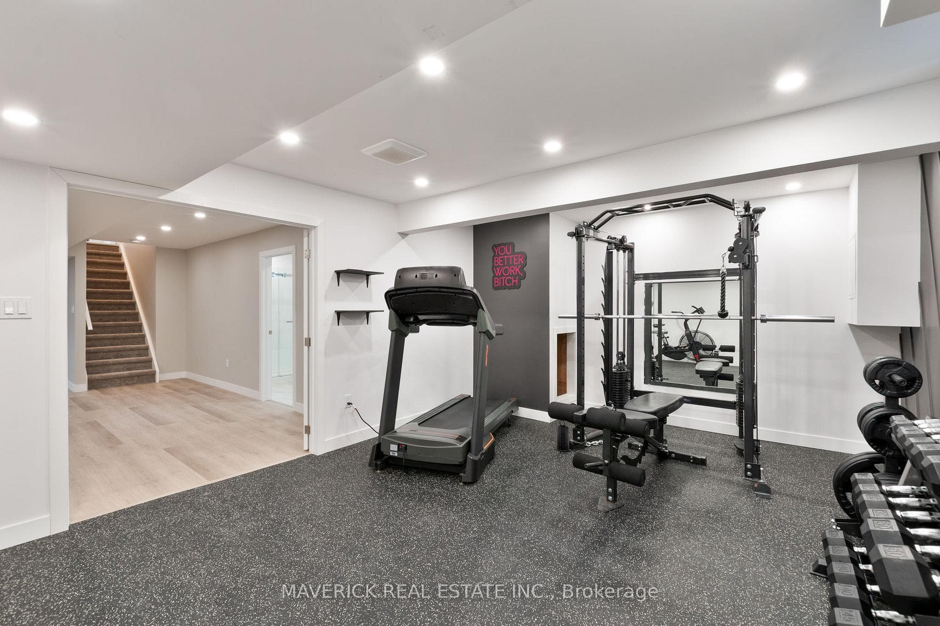224 Snyders Avenue photo 42