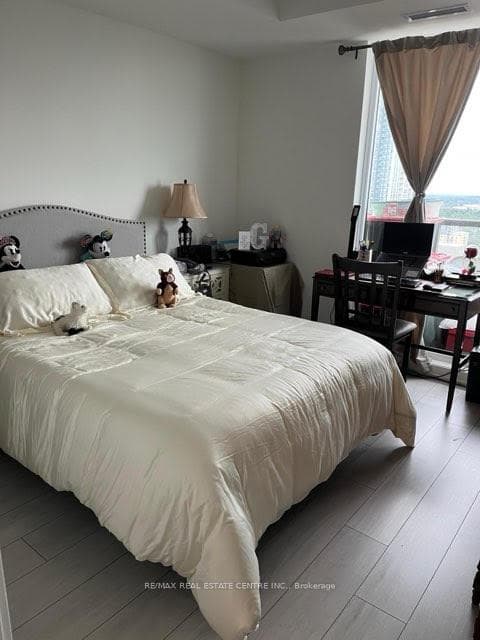 55 Duke Street Unit 2008 photo 21
