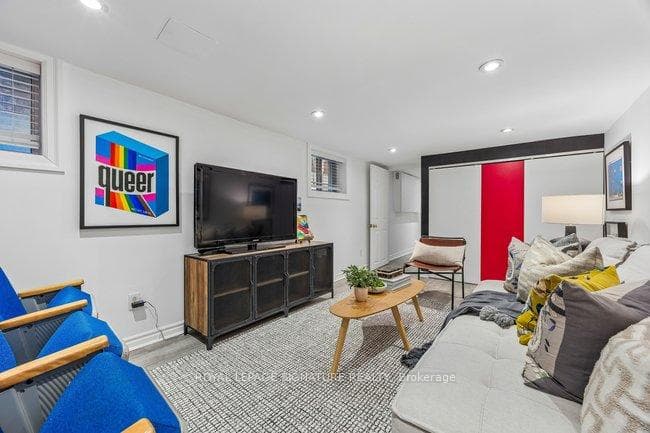 66 Coady Avenue photo 31