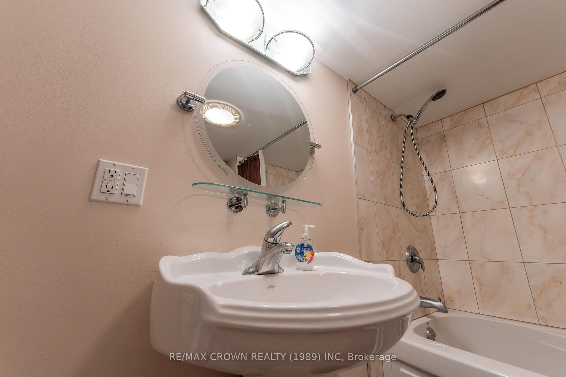22 Birch Road photo 34