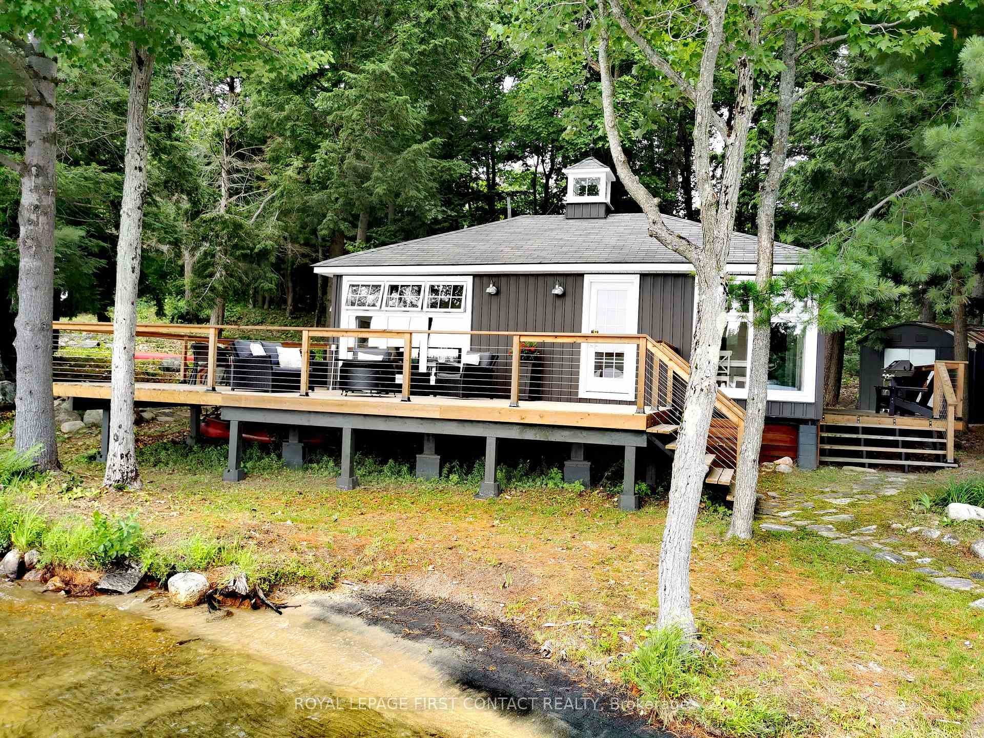 373 Healey Lake Water N/A photo 2