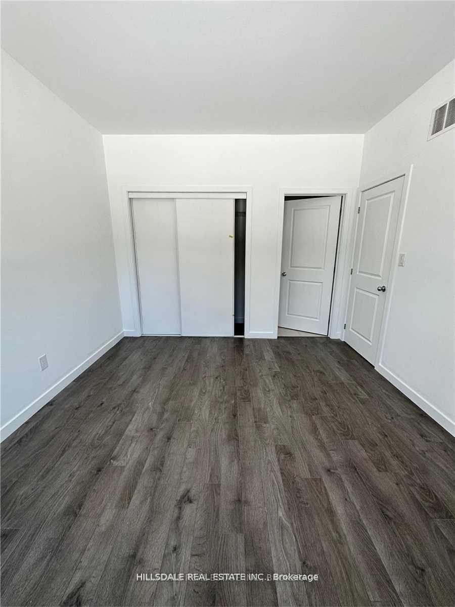 326 Chaffey Street photo 6