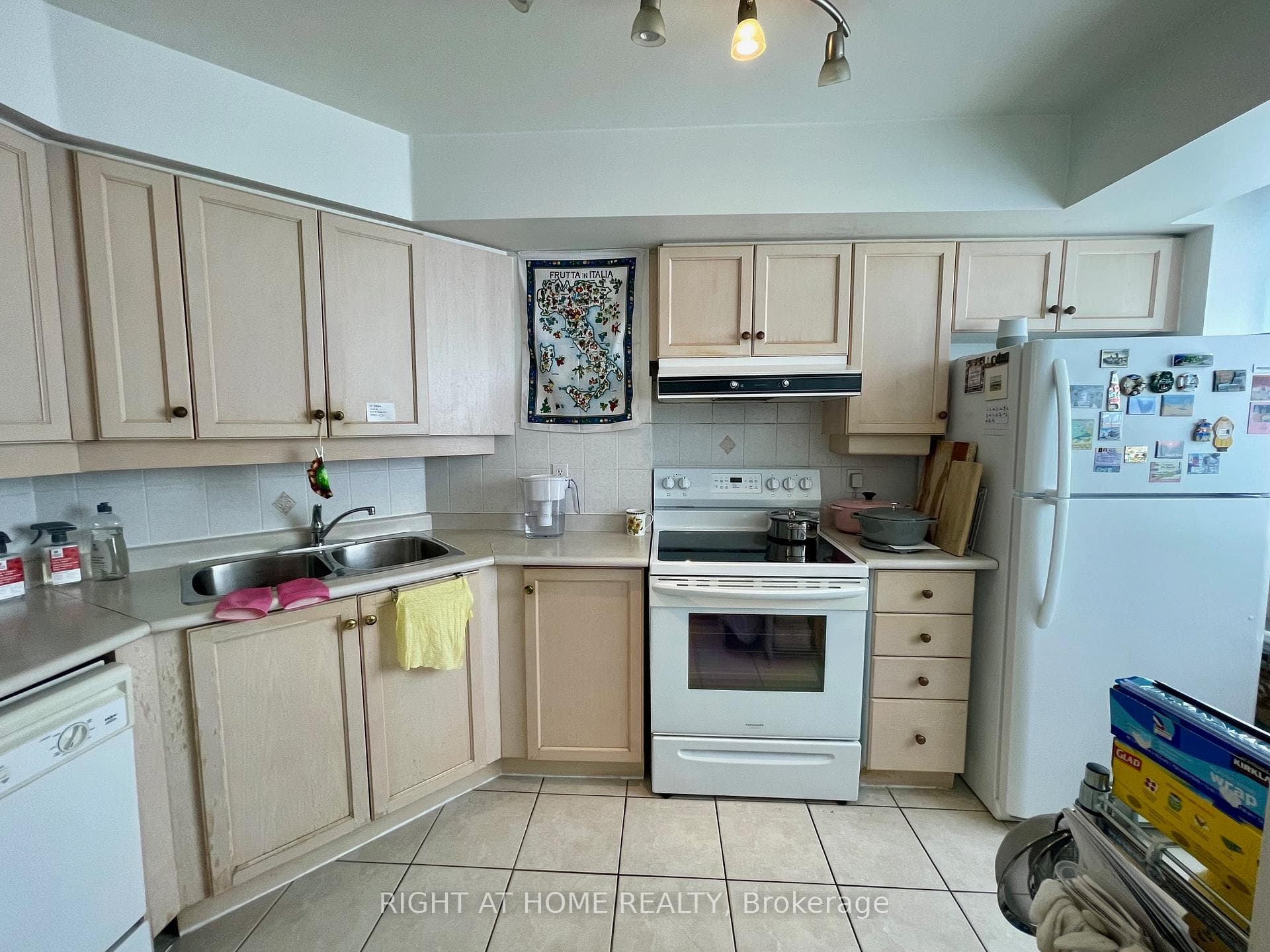 2 Rean Drive Unit 512 photo 15