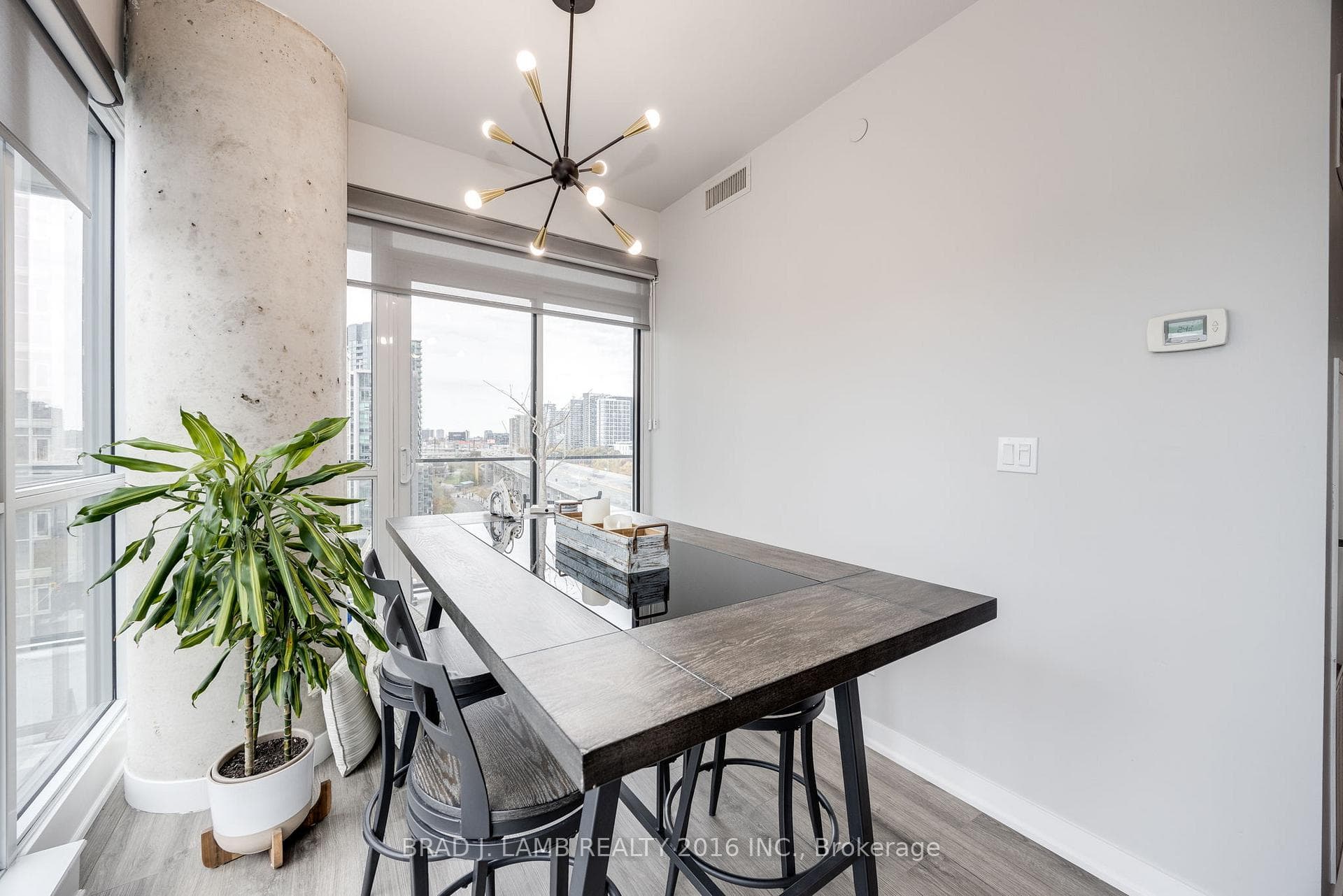 50 Bruyeres Mews Unit 1209 photo 14