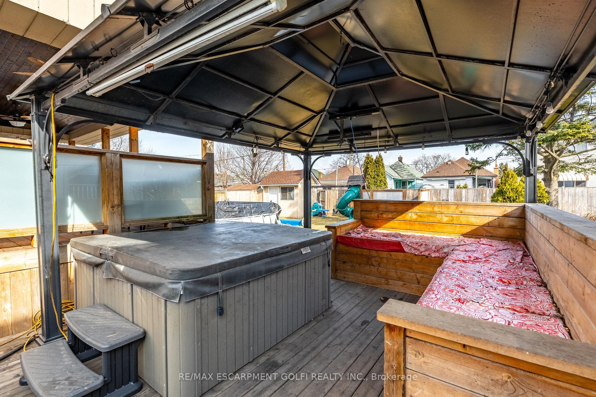 35 Allan Avenue photo 34