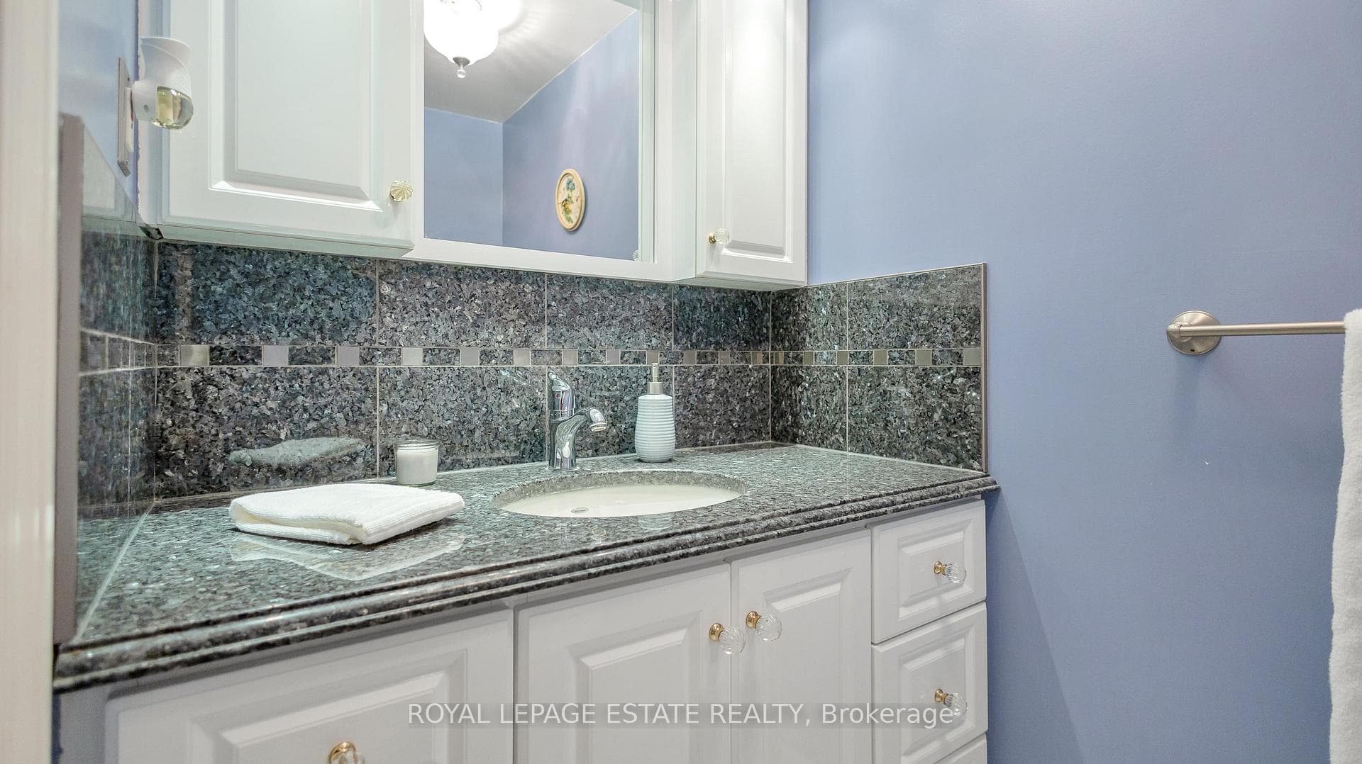 Powder room
