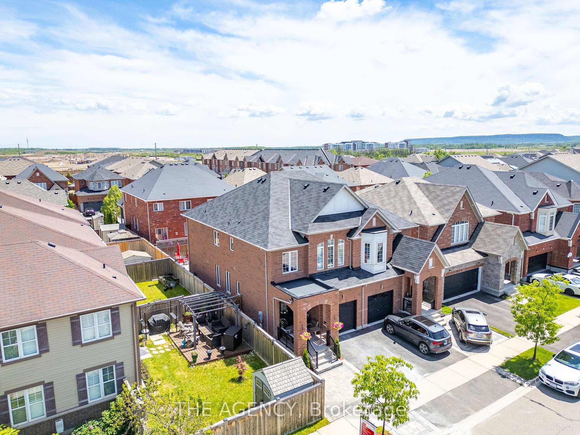 330 Michener Place photo 39