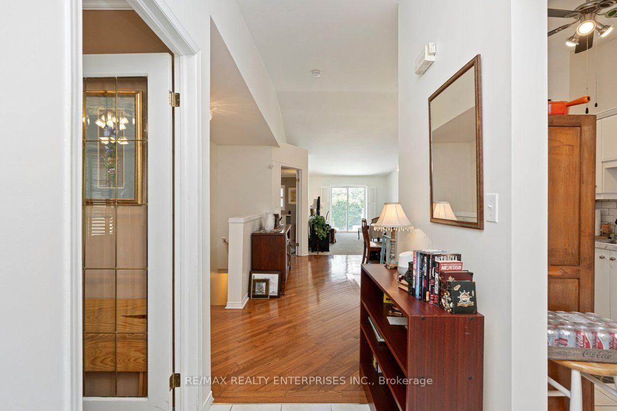 4430 Michael Avenue photo 8
