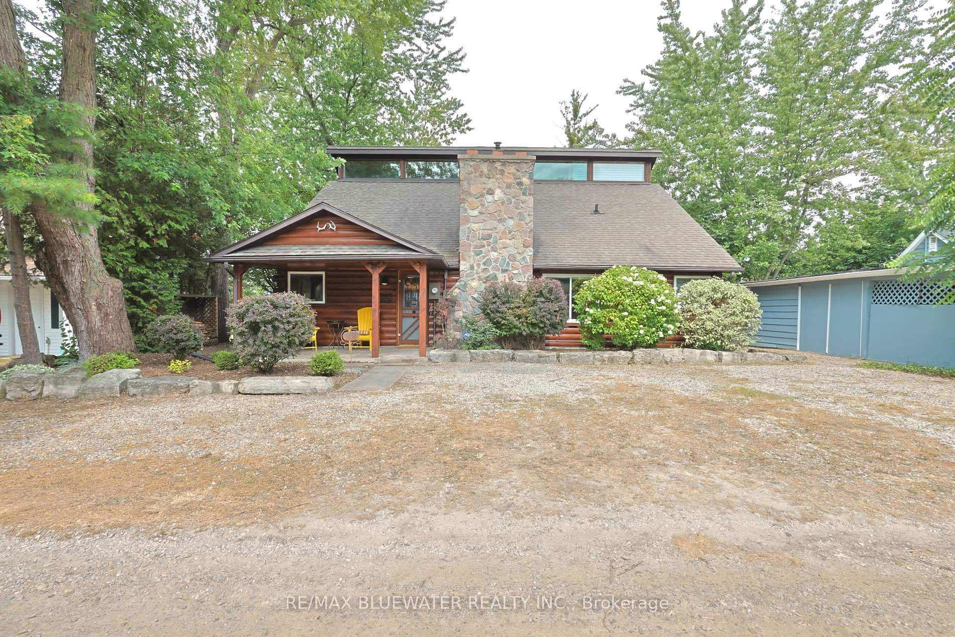 71235 Elizabeth Street photo 7