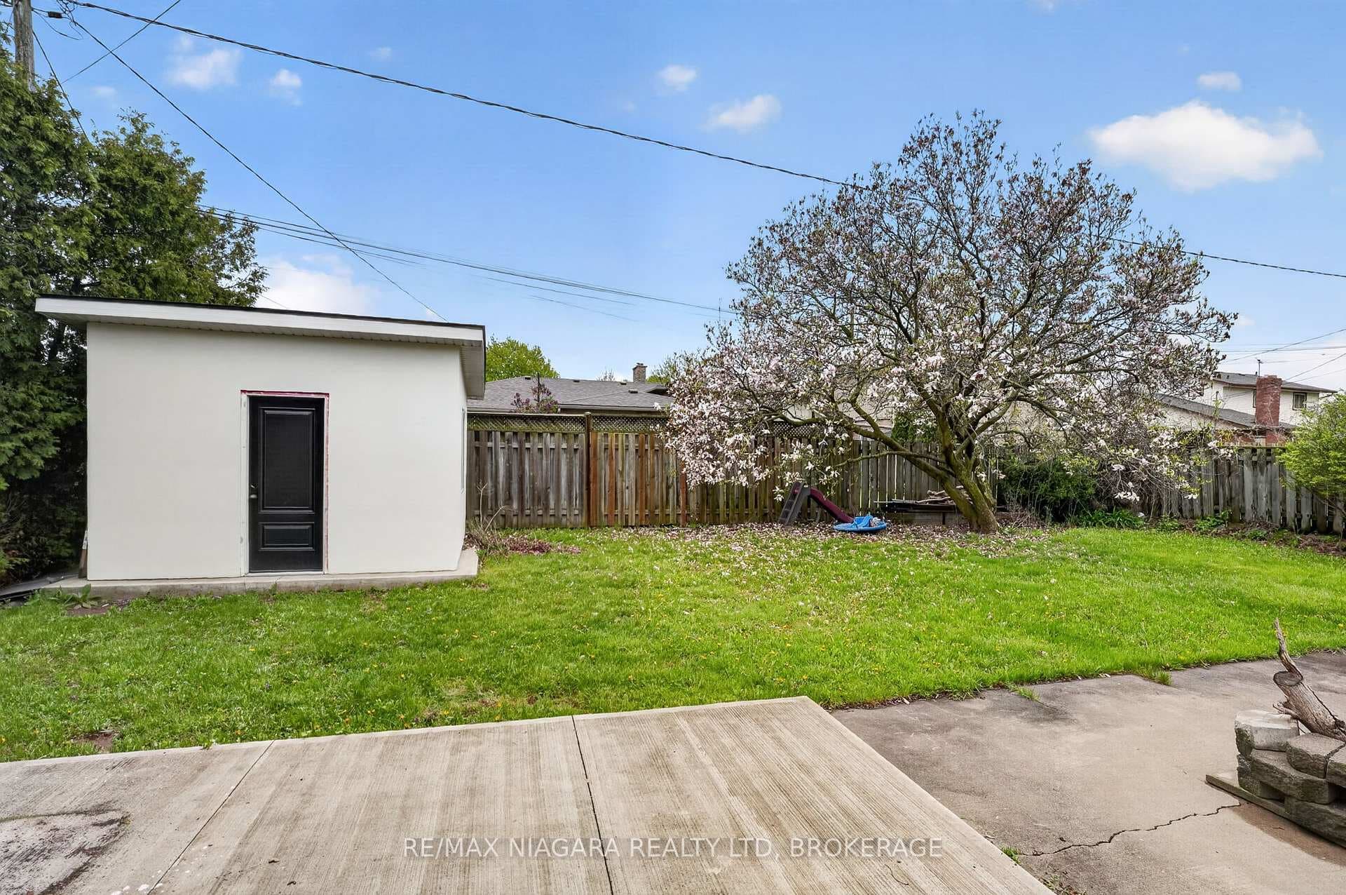6 Collier Road photo 45