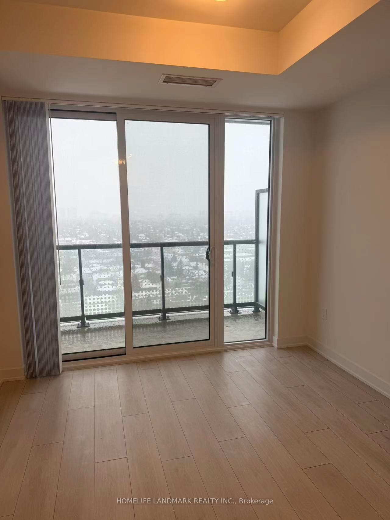 5858 Yonge Street Unit 2201 photo 9