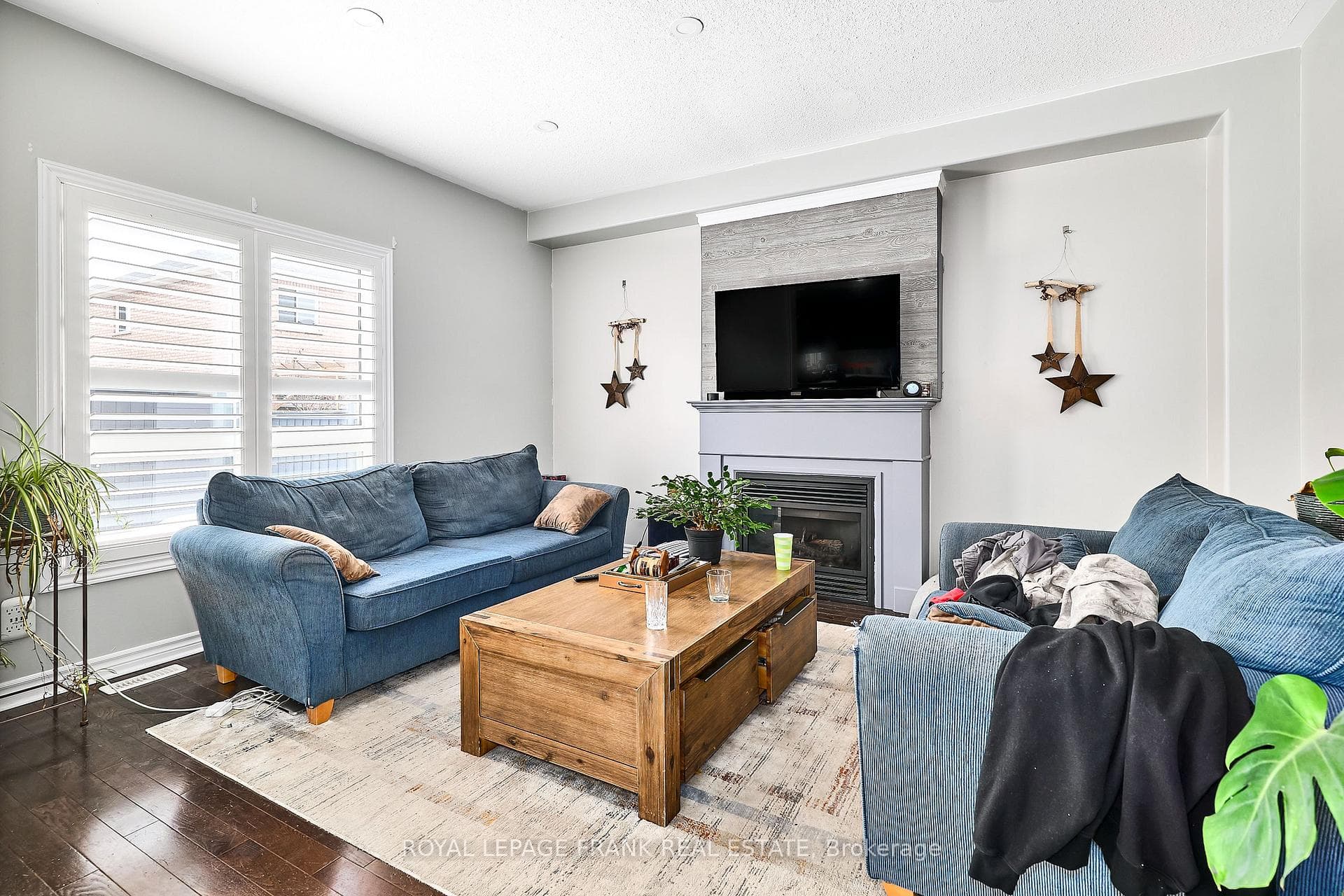 98 Glen Eagles Drive photo 11