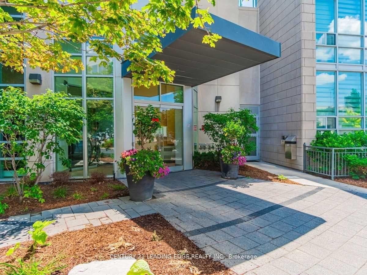 90 Absolute Avenue Unit 1704 photo 3