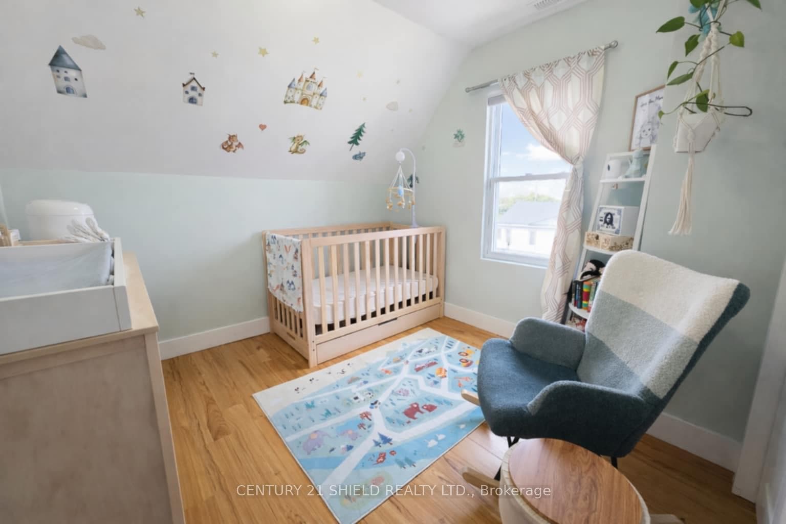 319 Third Street photo 20