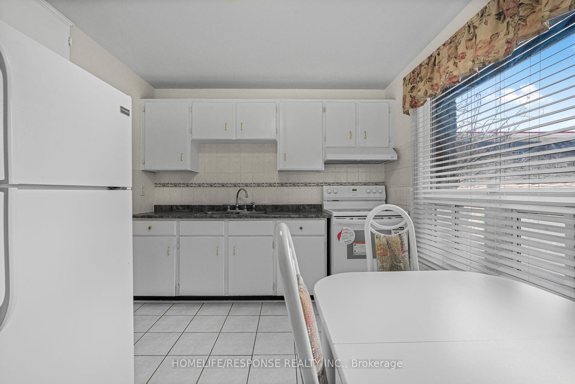 119 GREENE Drive photo 12