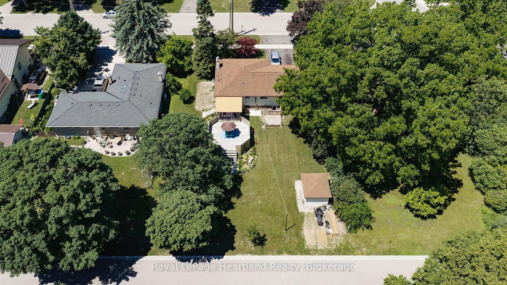 235 Hincks Street photo 41