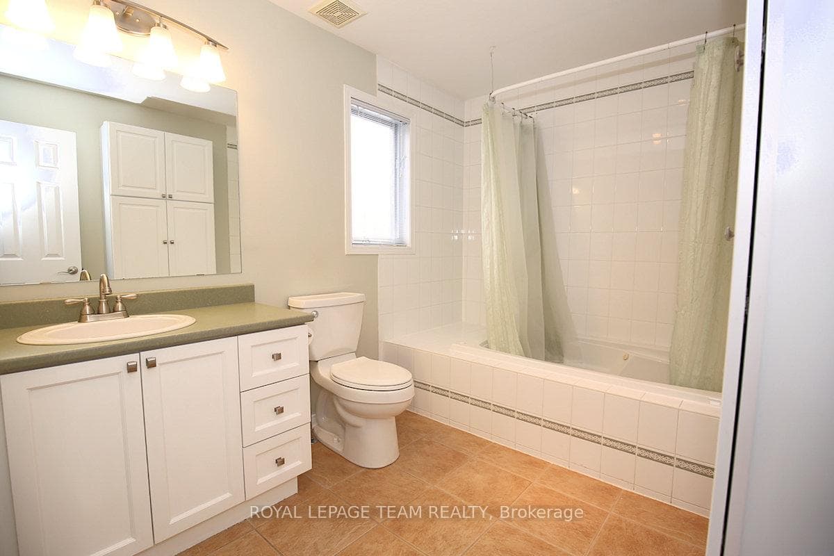 119 Blackdome Crescent photo 28