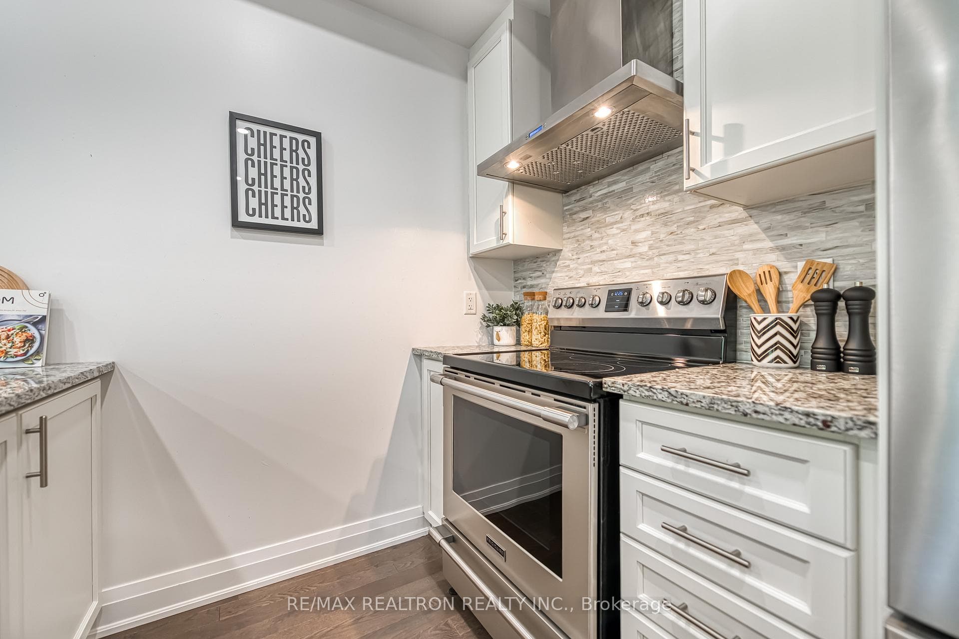 66 Causland Lane photo 6