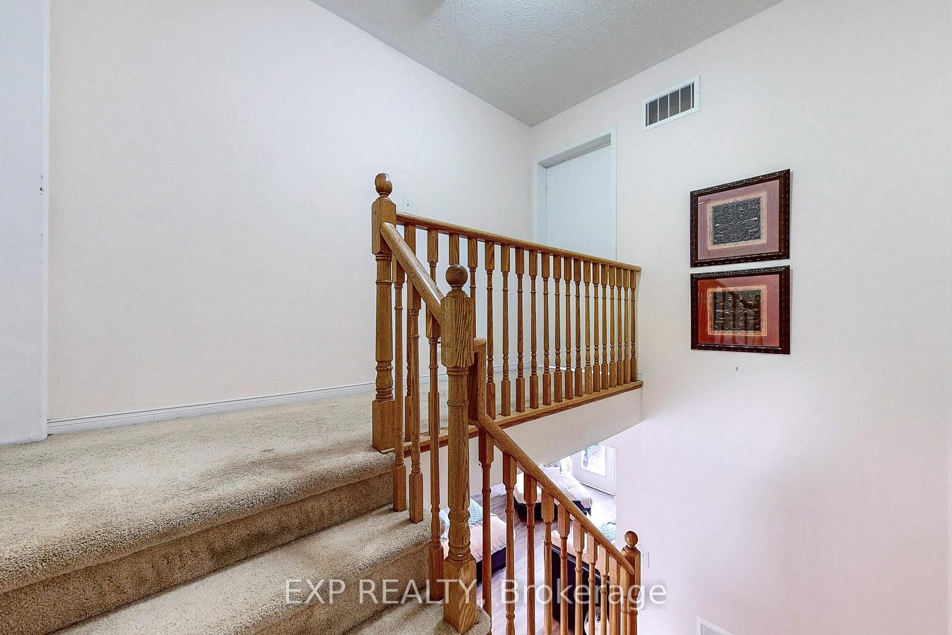 3088 Eglinton Avenue Unit 84 photo 16